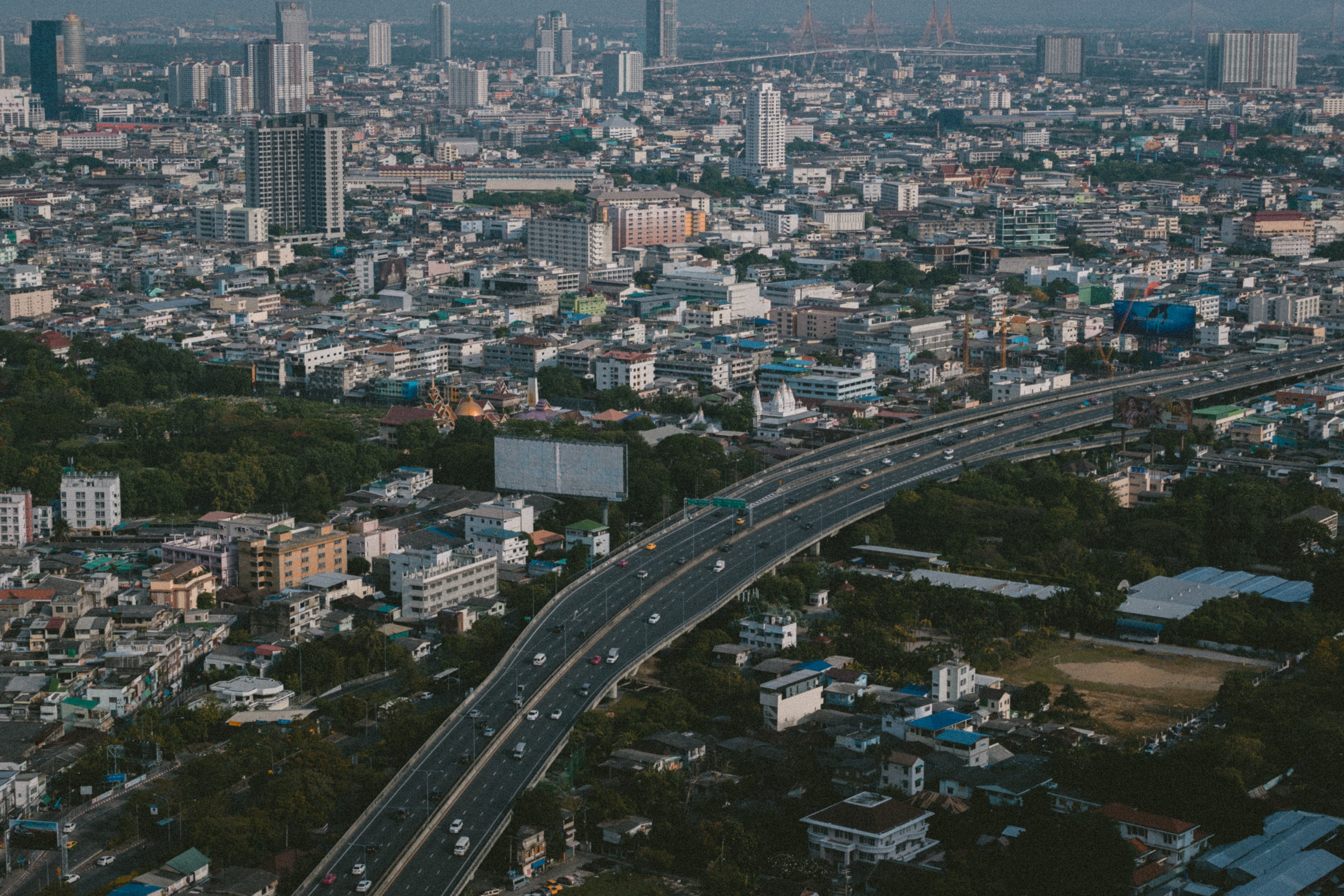 a busy city with heavy traffic on the interstate, _bangkok from above 4k, HD Wallpaper