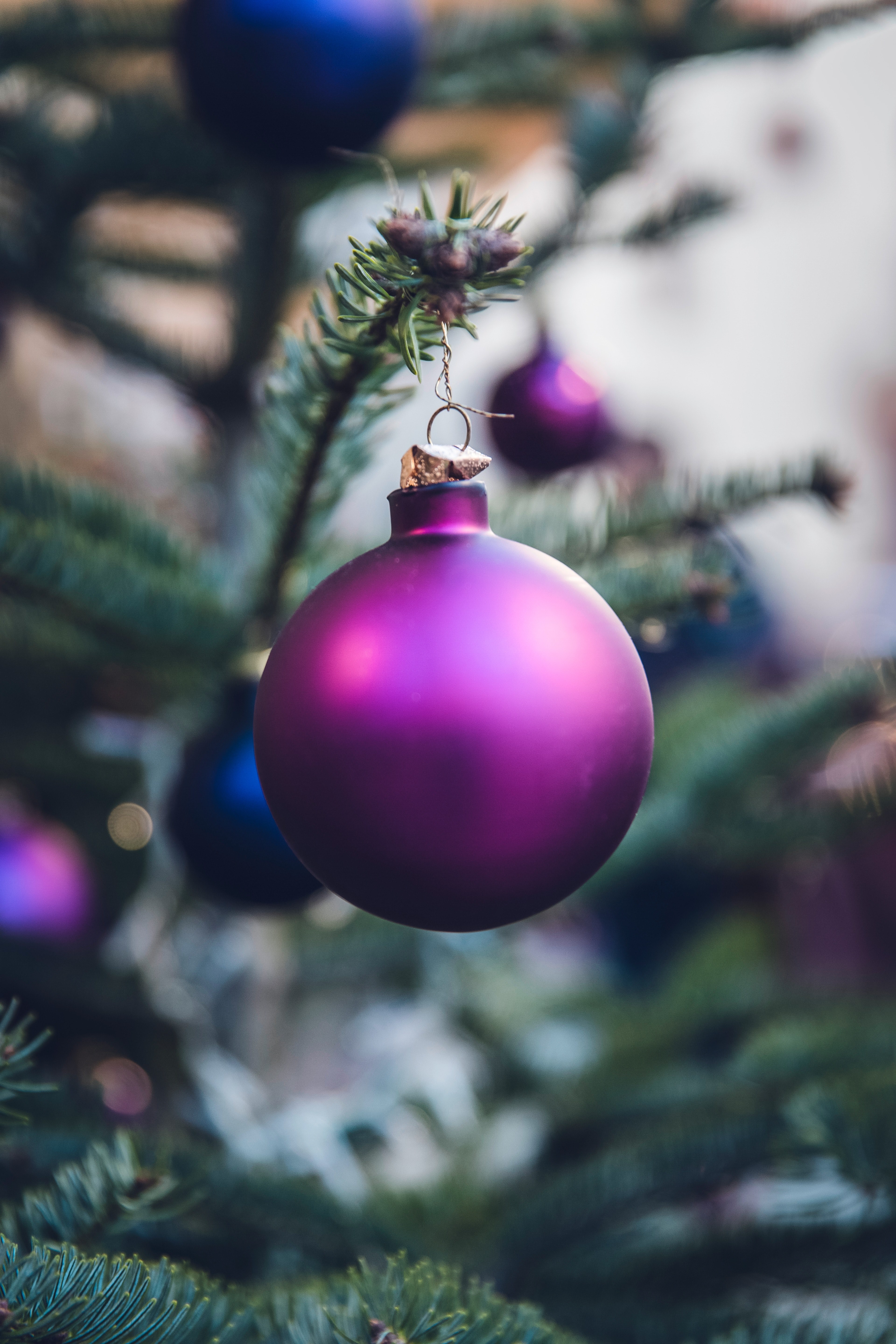 bauble decoration christmas and christmas tree hd, 4k, Phone HD Wallpaper