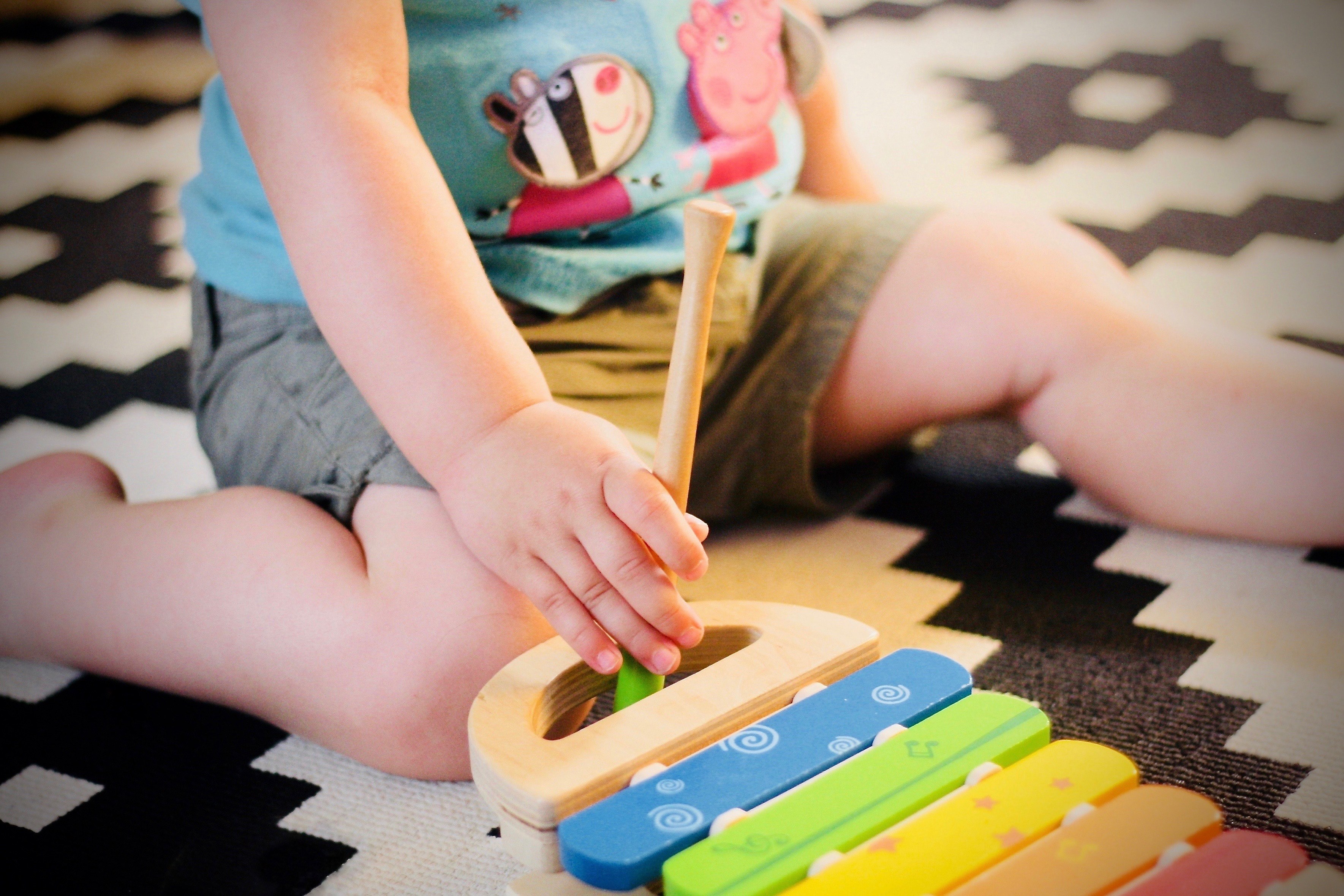 baby toddler child and xylophone 4k, HD Wallpaper