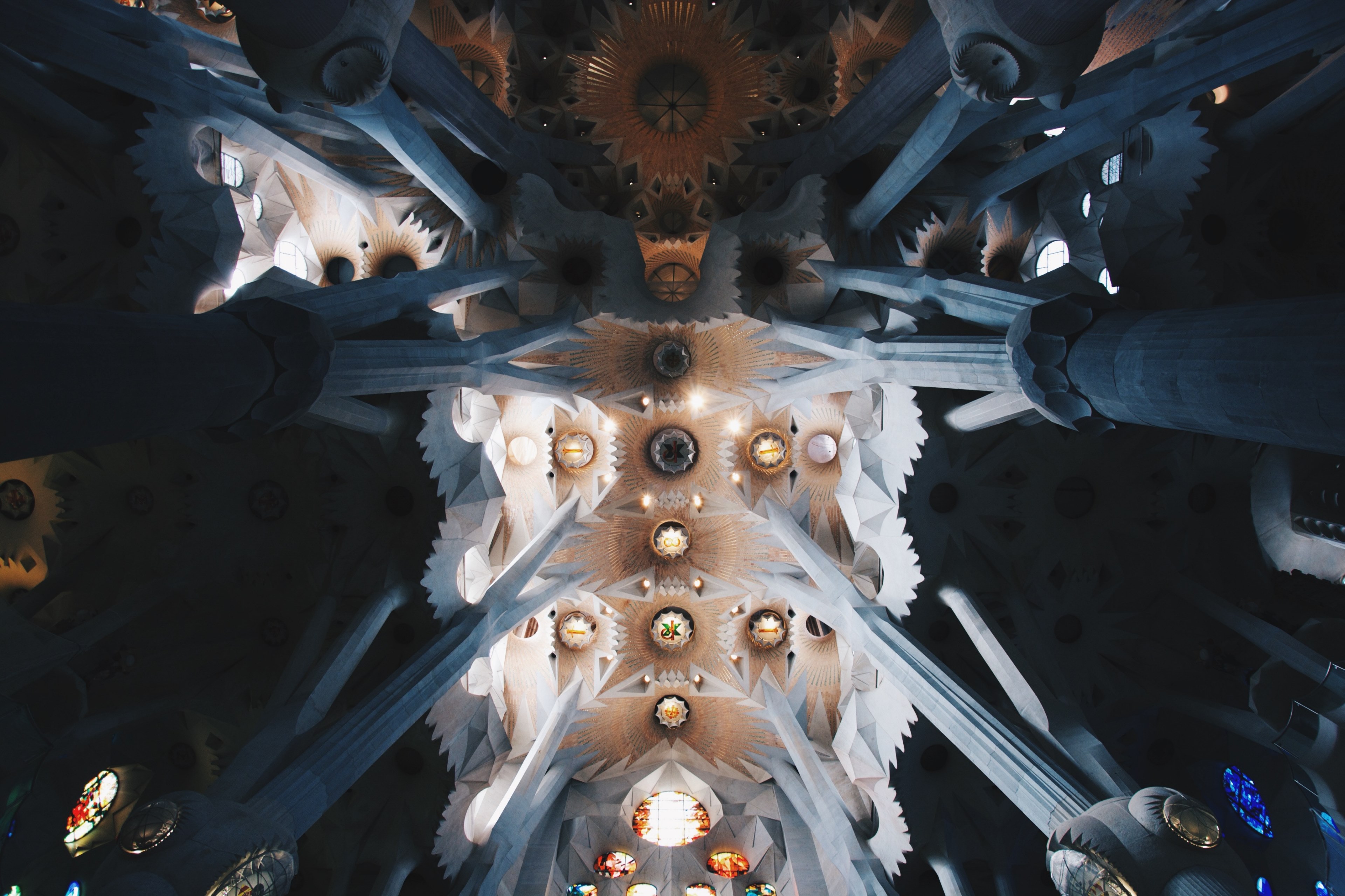 barcelona church and sagrada familium 4k, HD Wallpaper