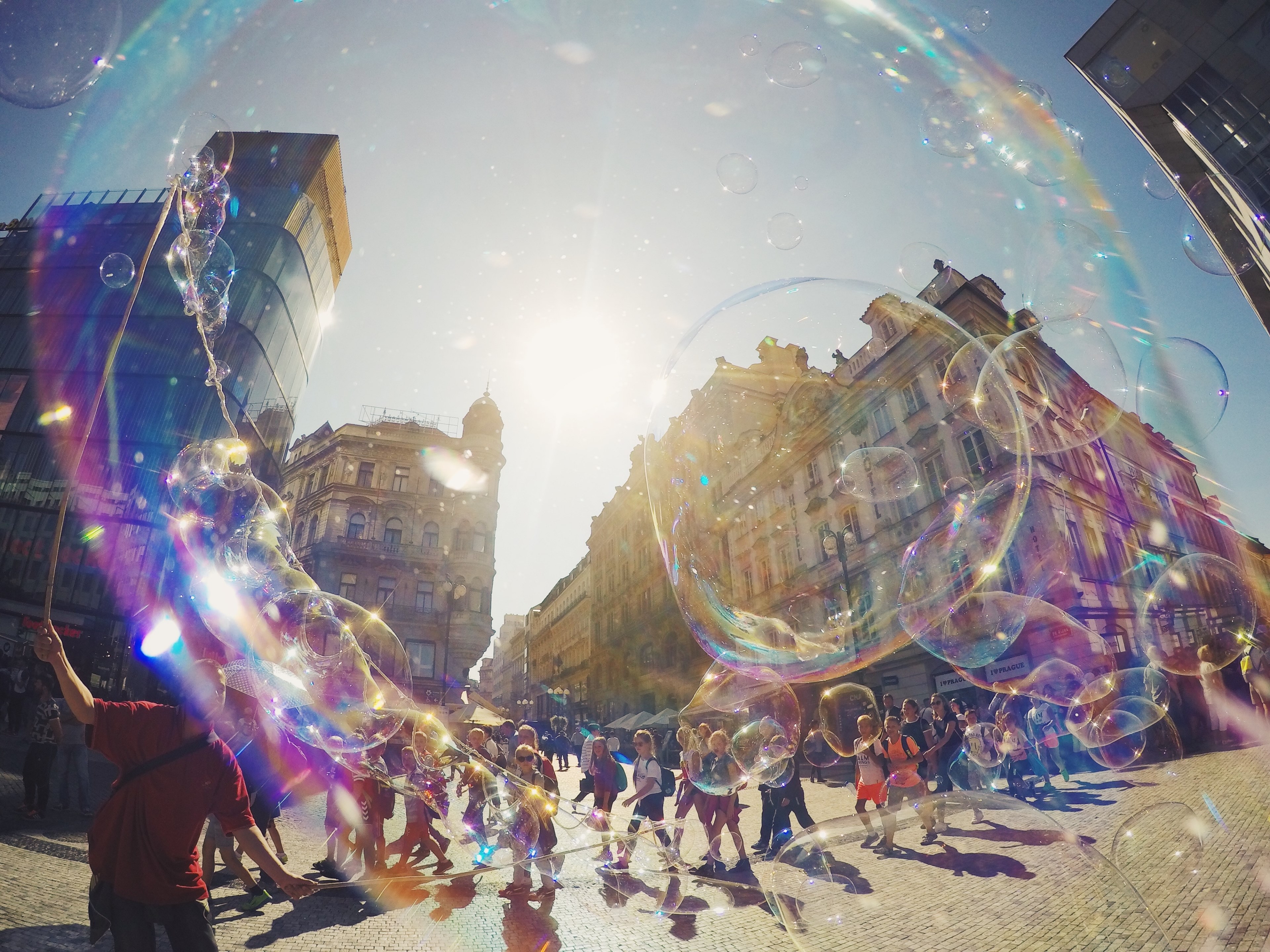bubble bubble performance street and performer 4k, HD Wallpaper
