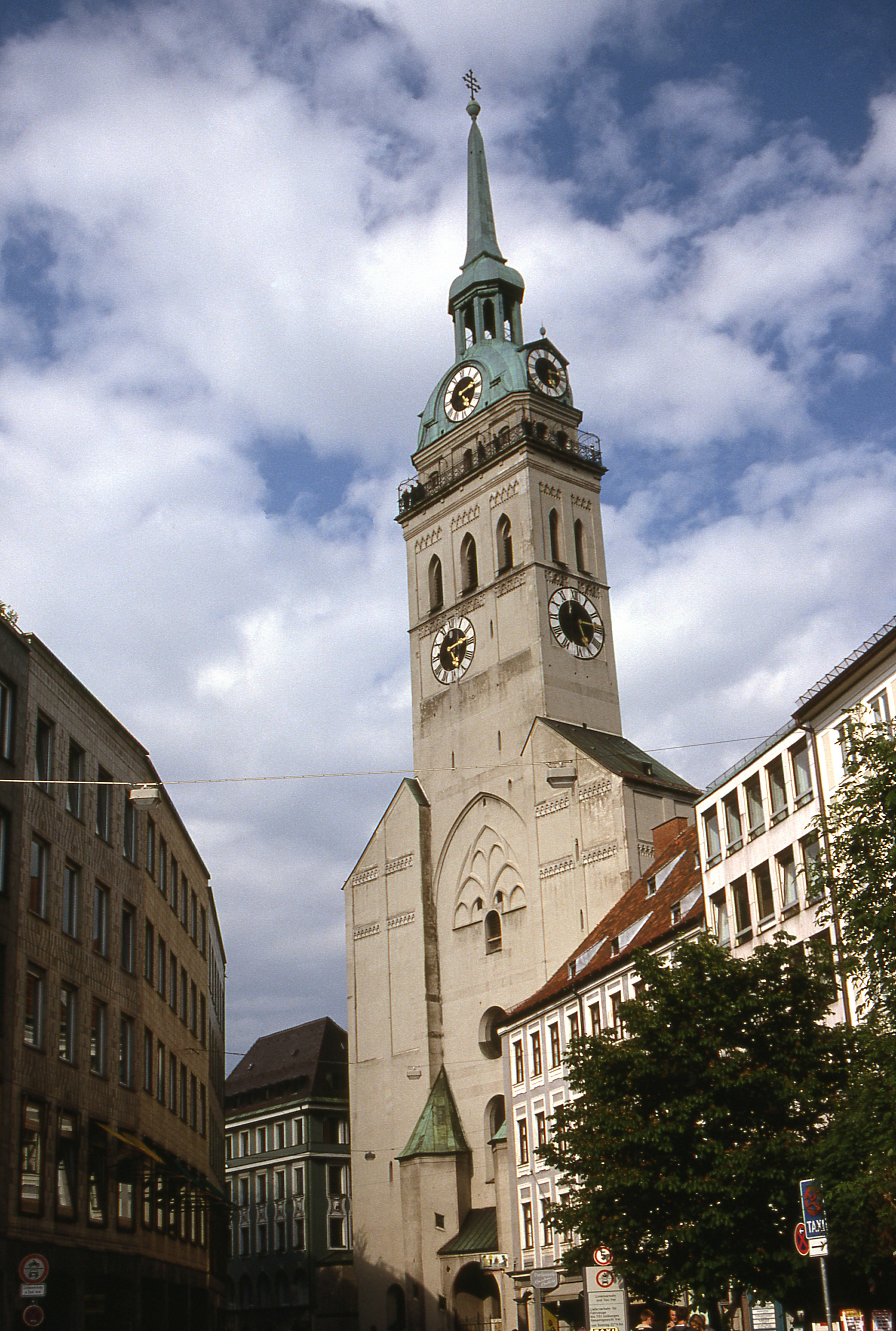 peterskirche munich 4k, Phone HD Wallpaper