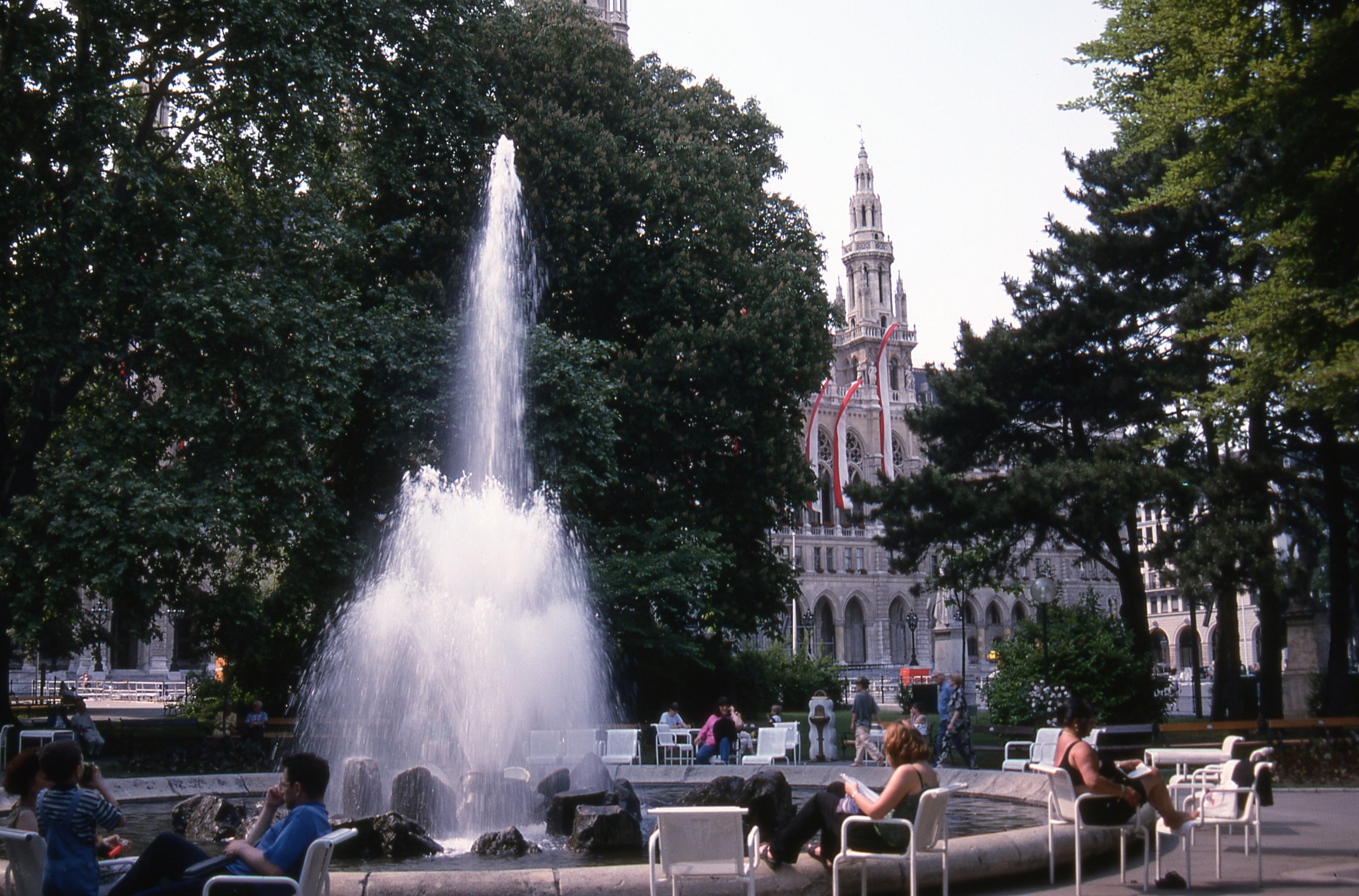 rathaus park vienna 4k, HD Wallpaper