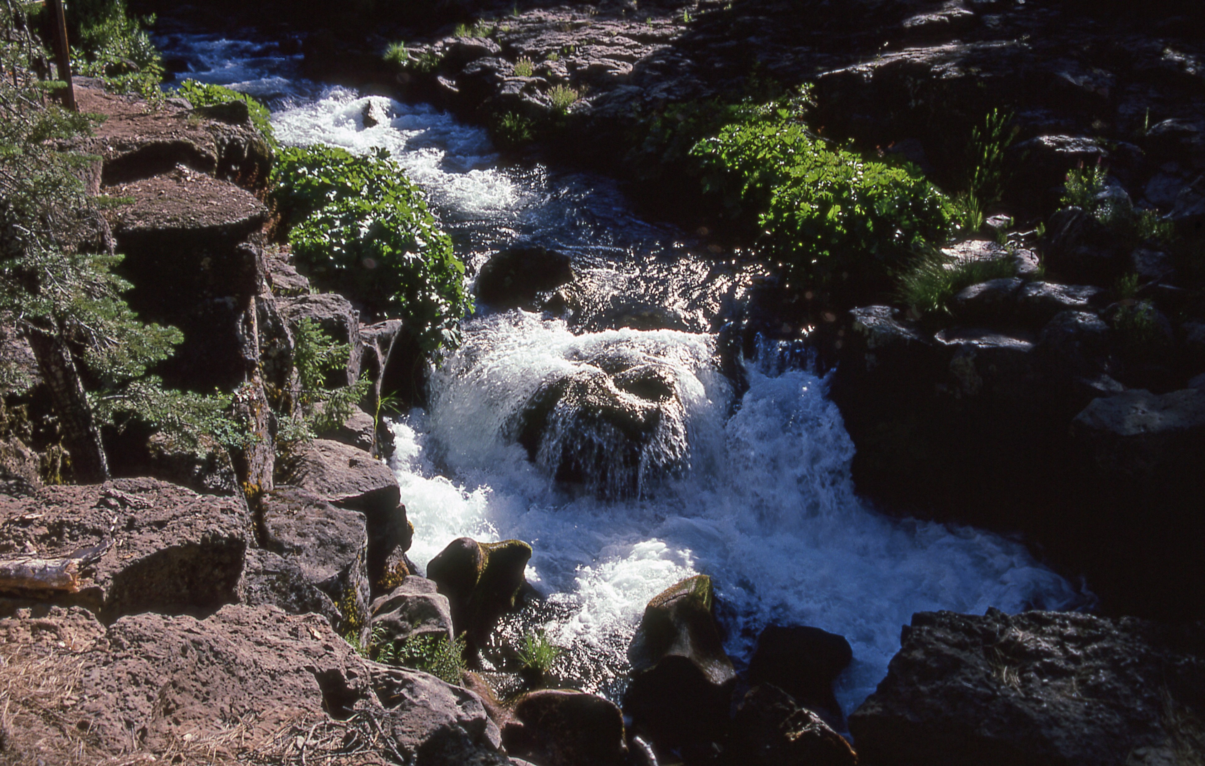 upper mccloud falls 4k, HD Wallpaper