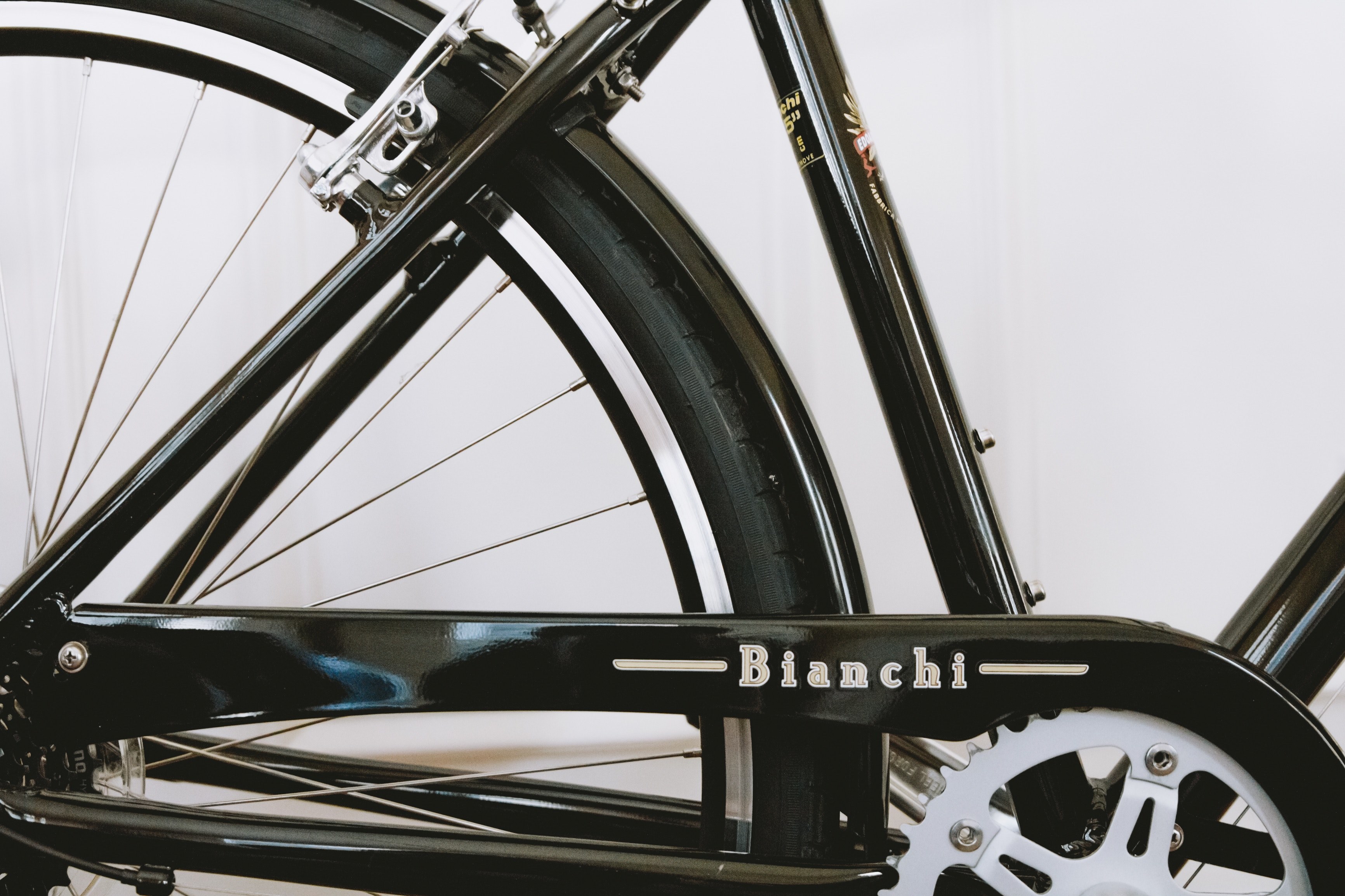 bike wheel cog chain and frame 4k, HD Wallpaper