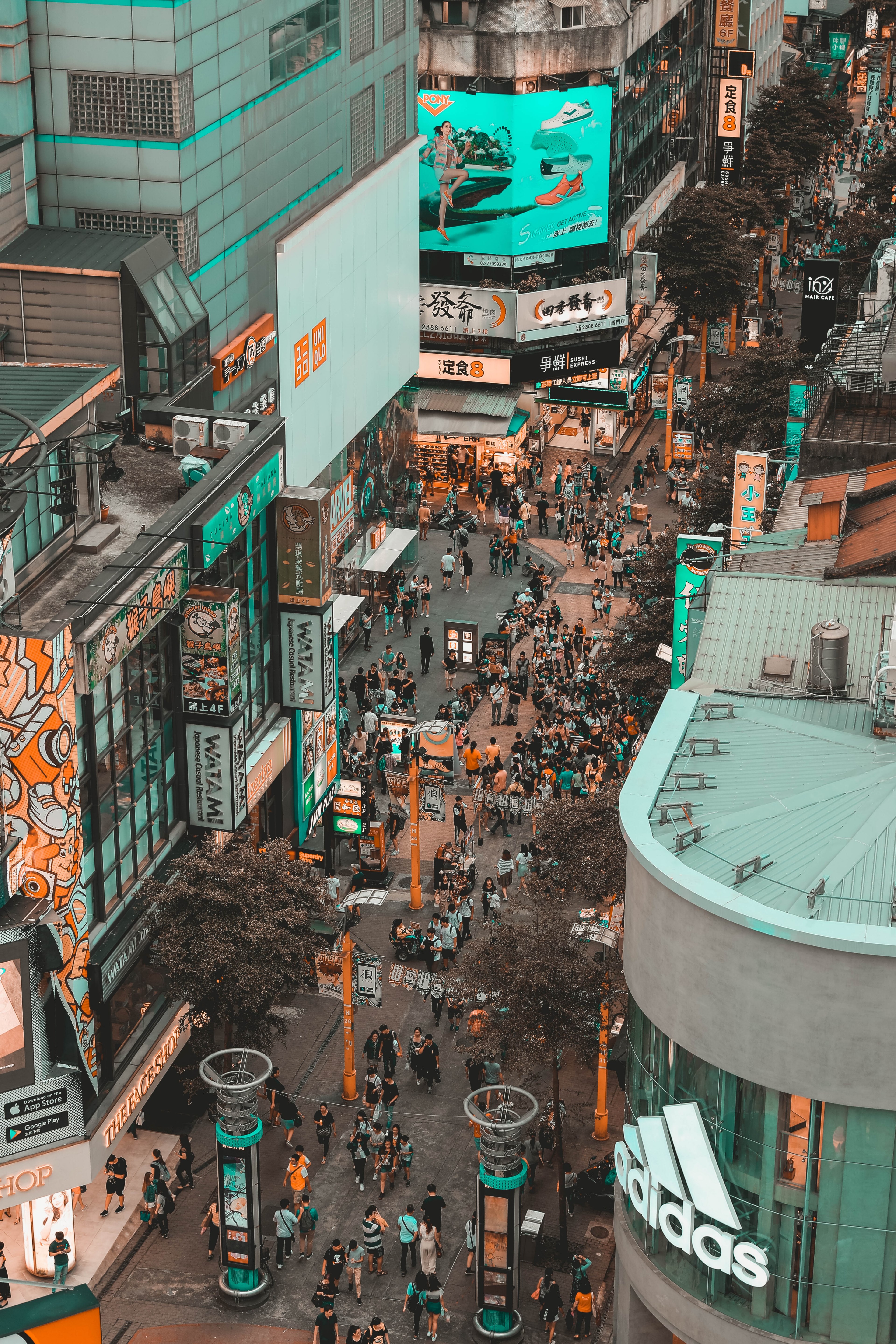 a high shot of pedestrians strolling in a shopping district, taipei ximen street 4k, Phone HD Wallpaper