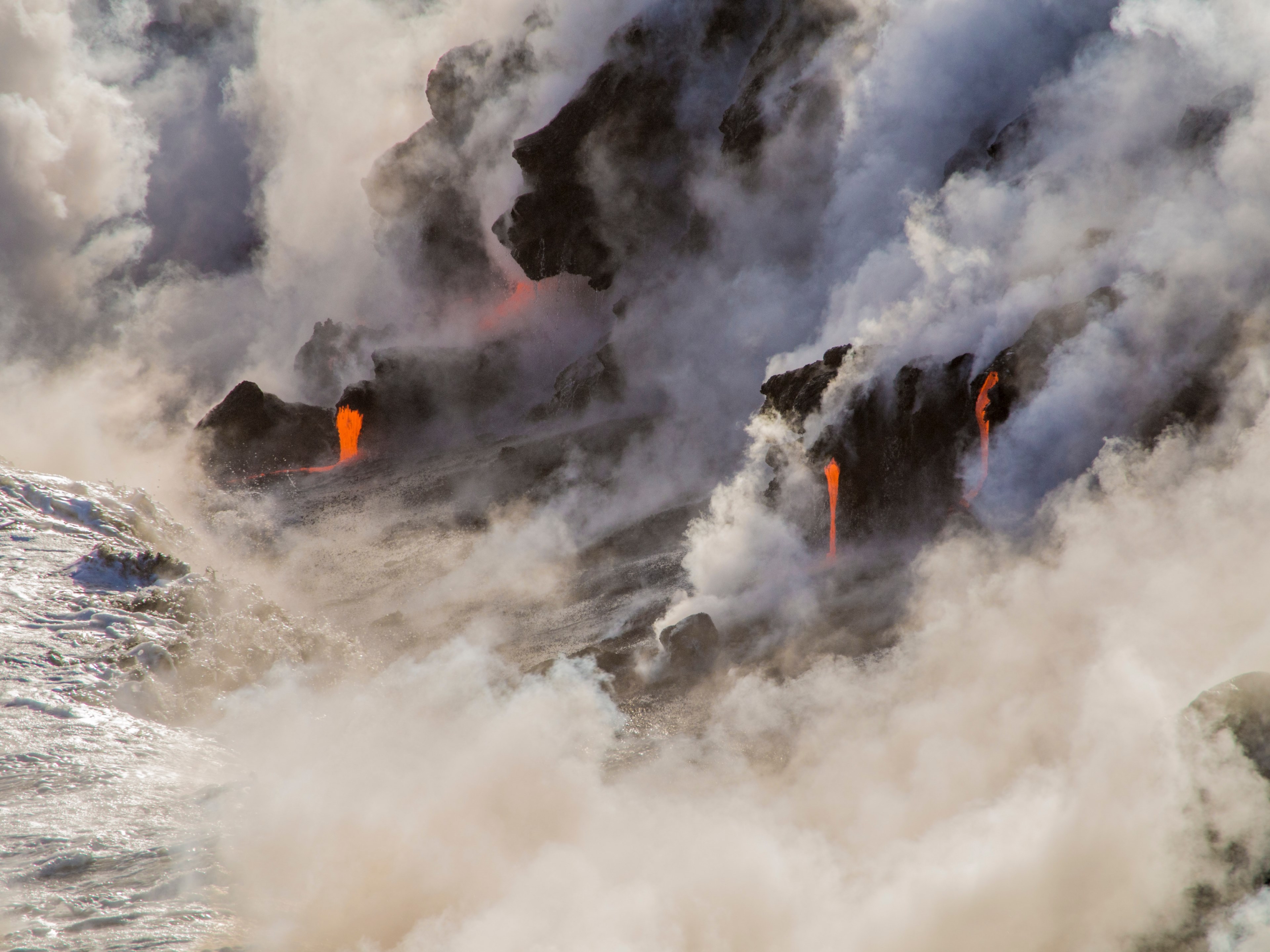 volcano cloud lava and steam 4k, HD Wallpaper