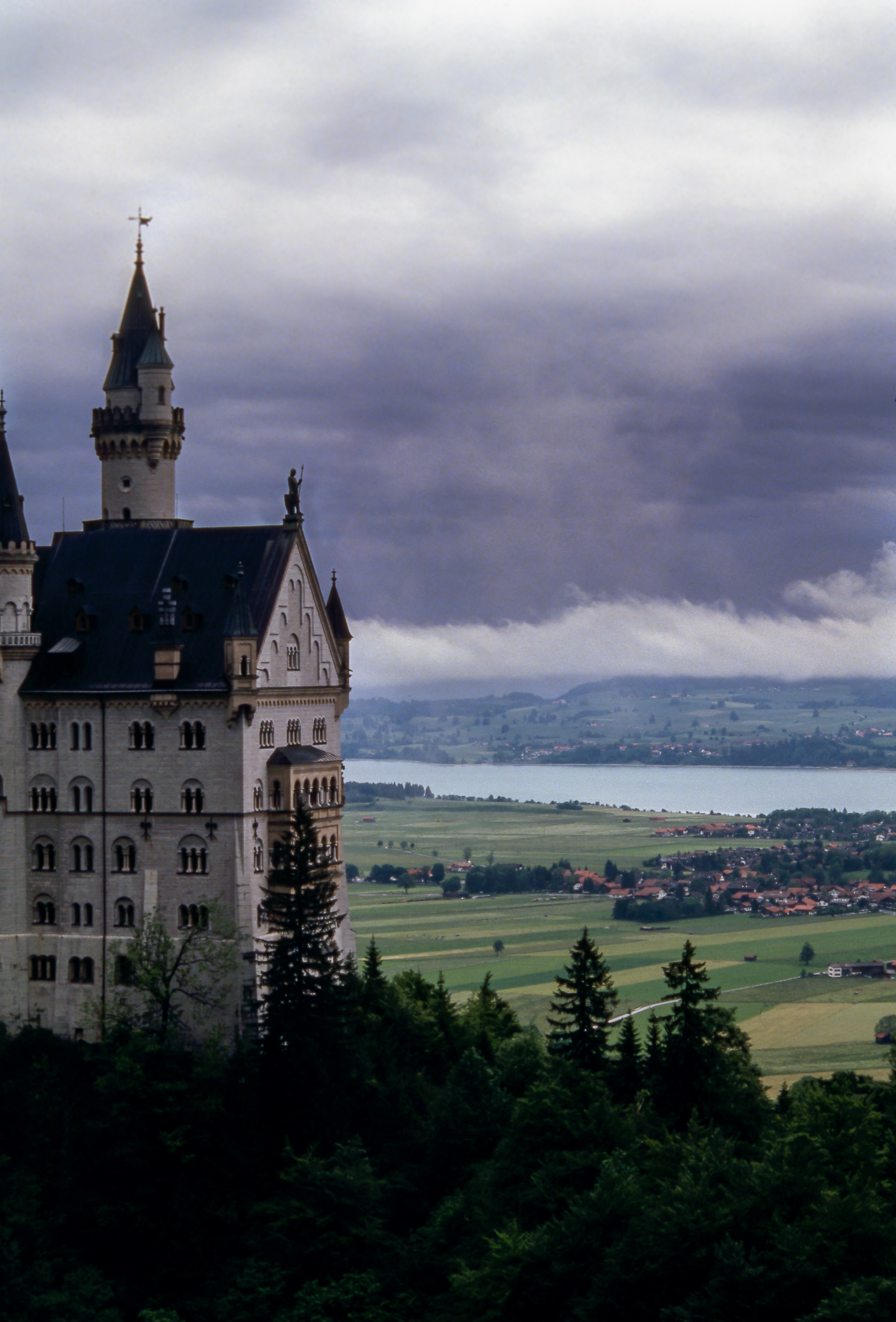 castle cloud tower and landmark hd, 4k, Phone HD Wallpaper