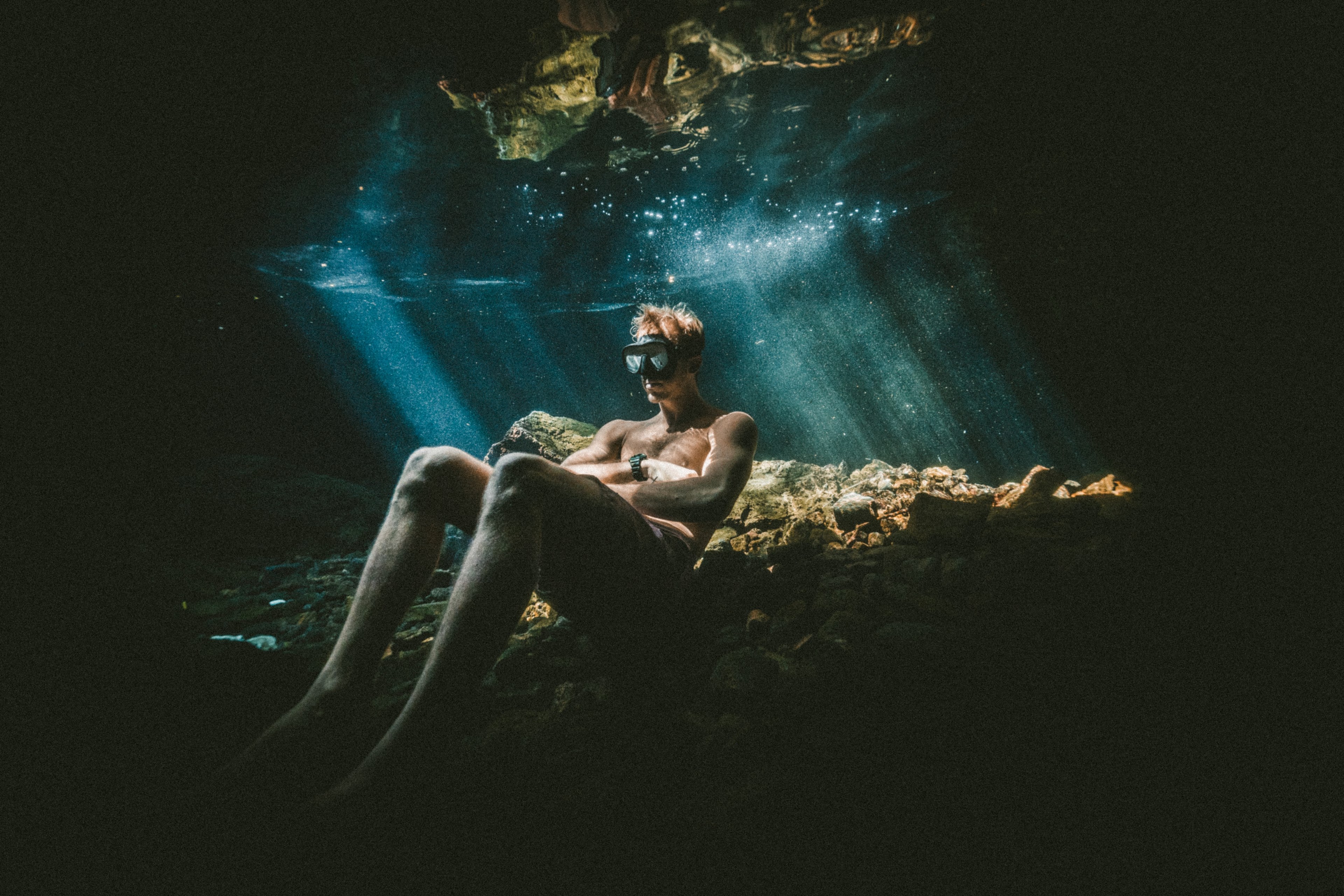 chilling below 4k, HD Wallpaper