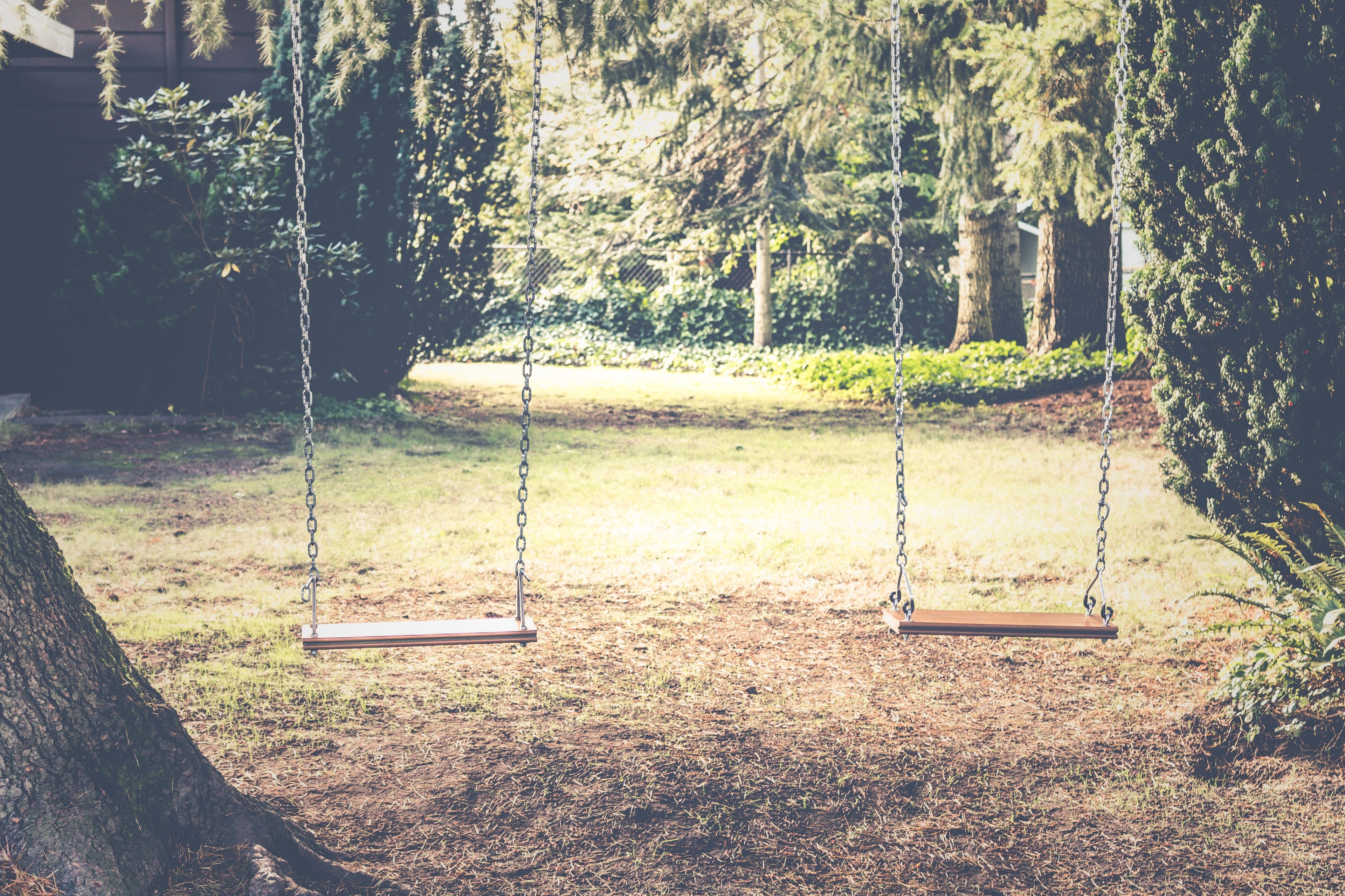 a childs swingset in a playground in a garden, swingset in playground 4k, HD Wallpaper