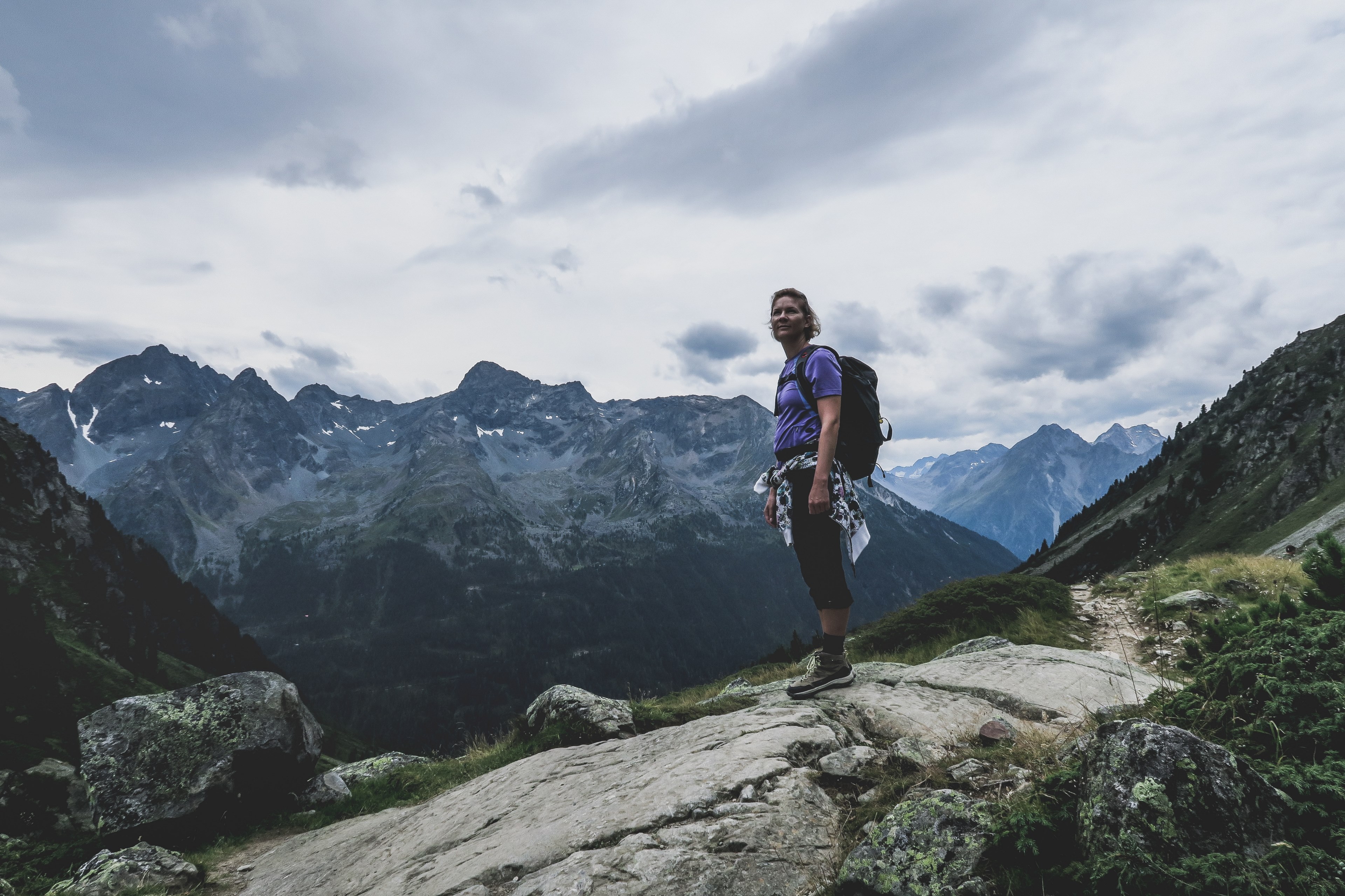man male mountain and rock 4k, HD Wallpaper