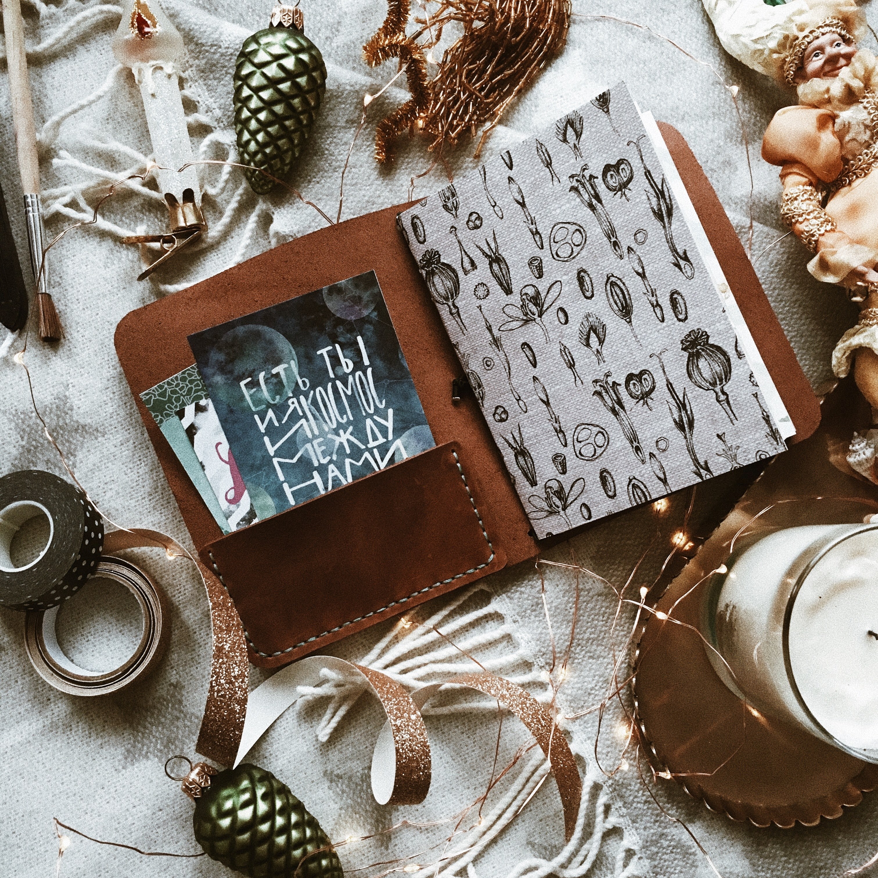 book flatlay bauble and decoration 4k, HD Wallpaper