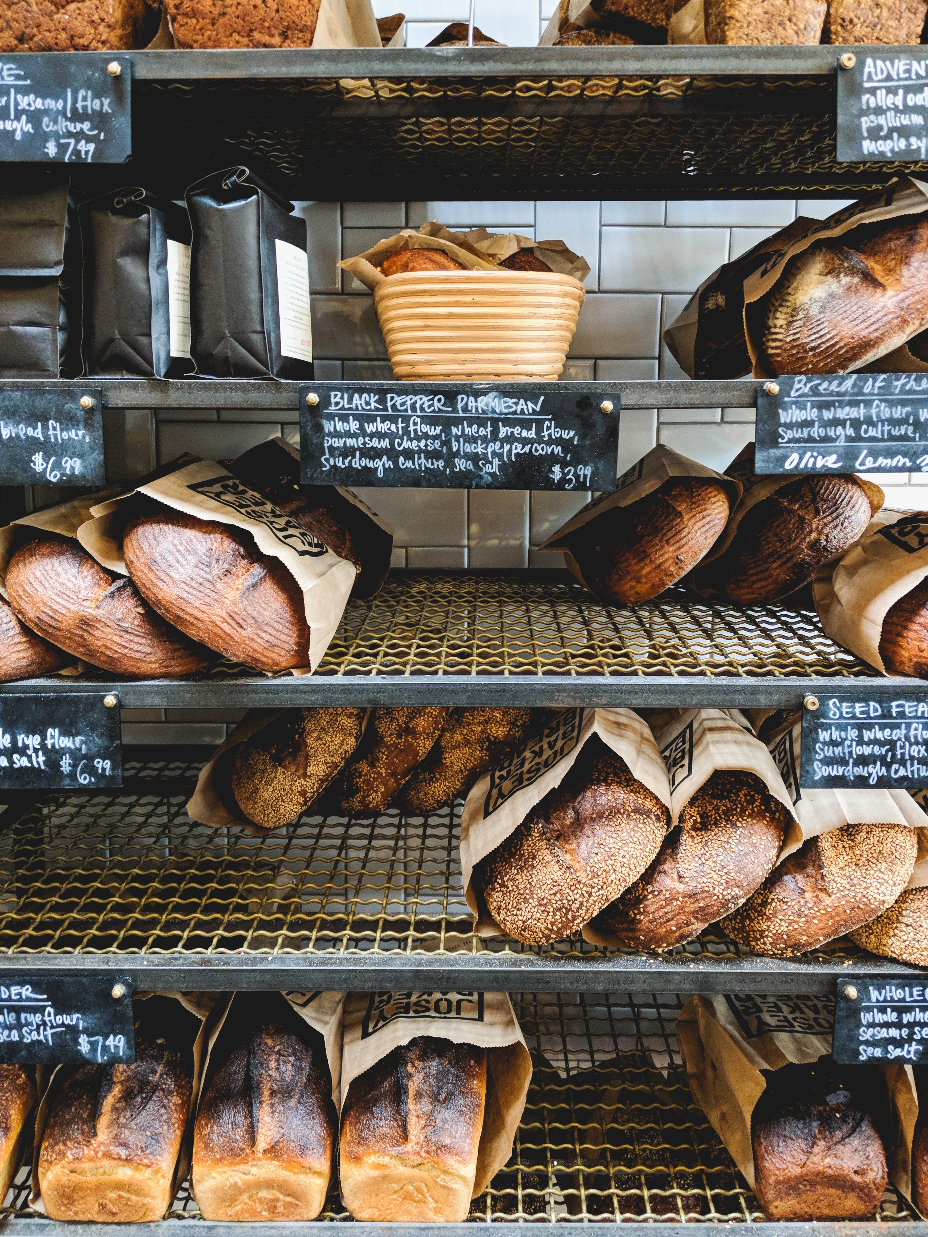 shelf bakery bread and display hd, 4k, Phone HD Wallpaper