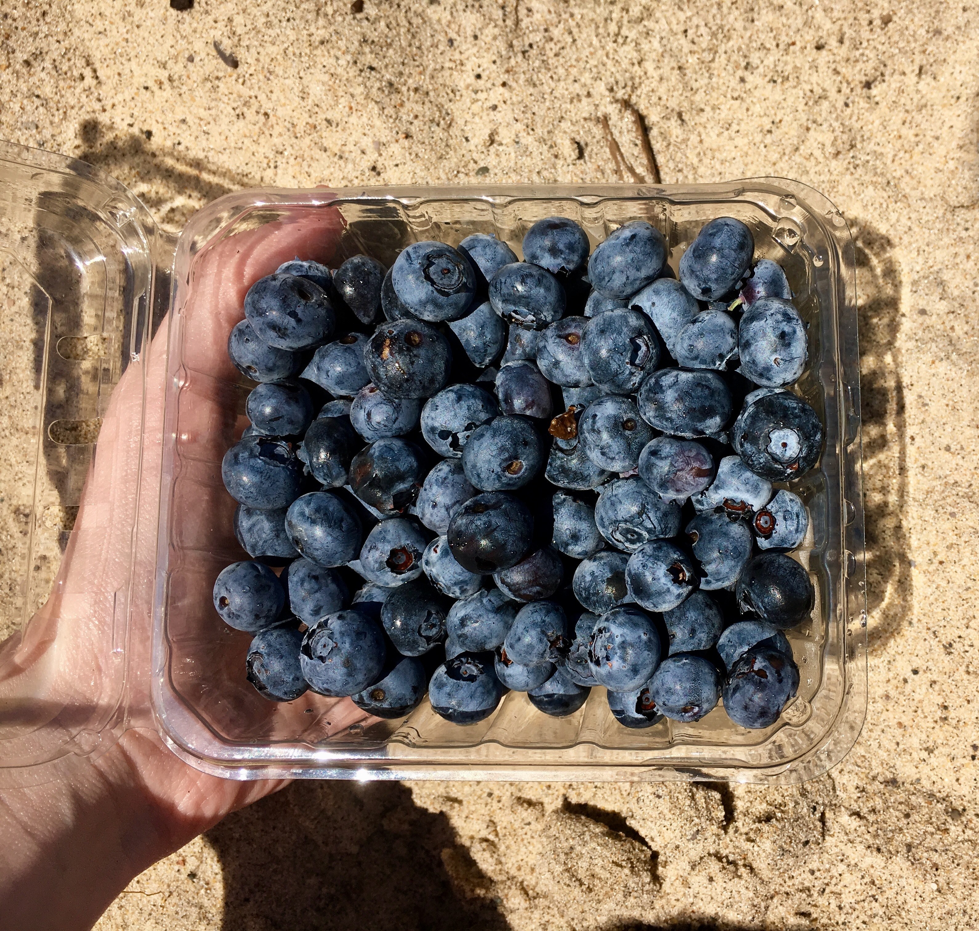 texture summer sand and fresh fruit 4k, HD Wallpaper