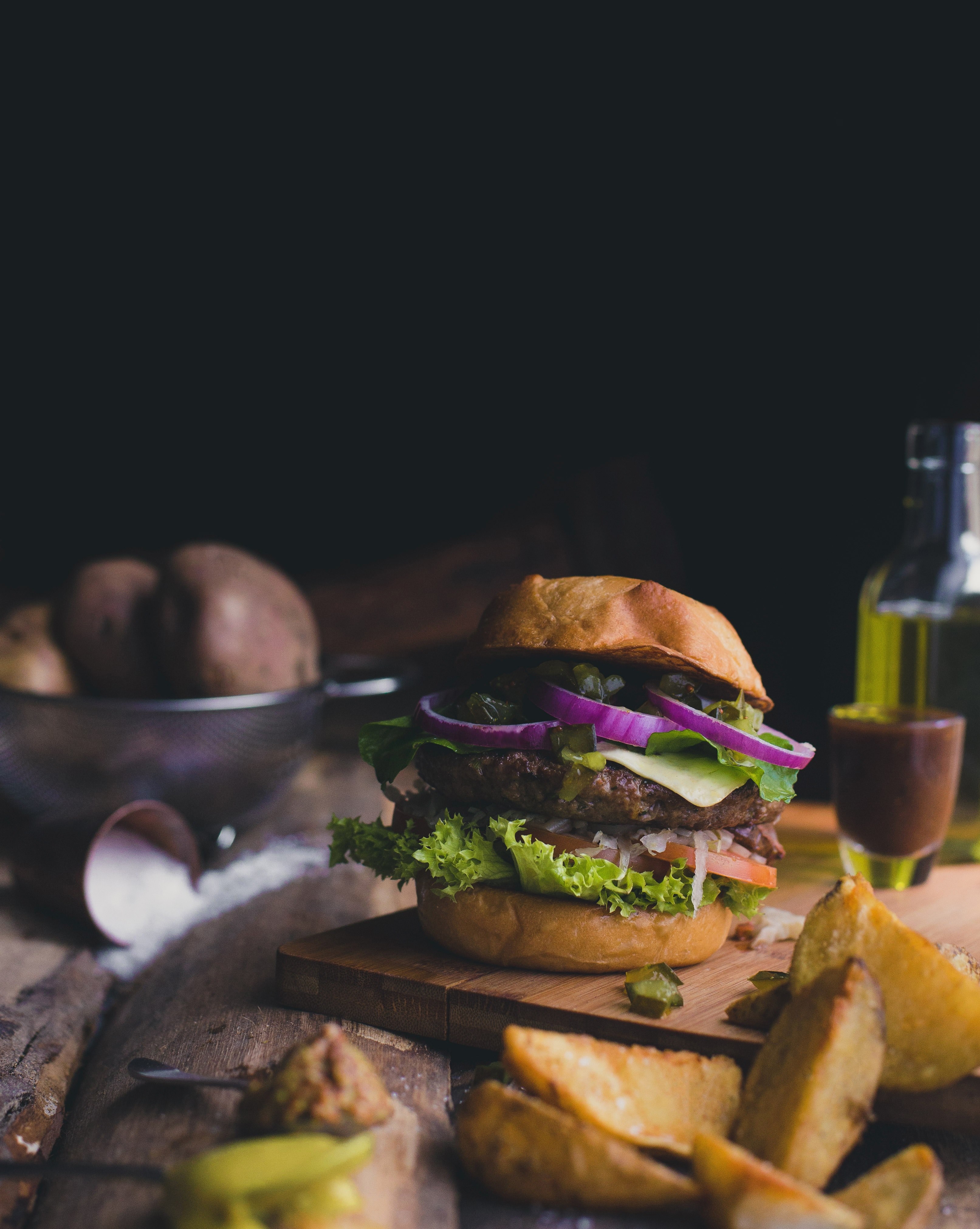 hamburger burger cheeseburger and food hd, 4k, Phone HD Wallpaper
