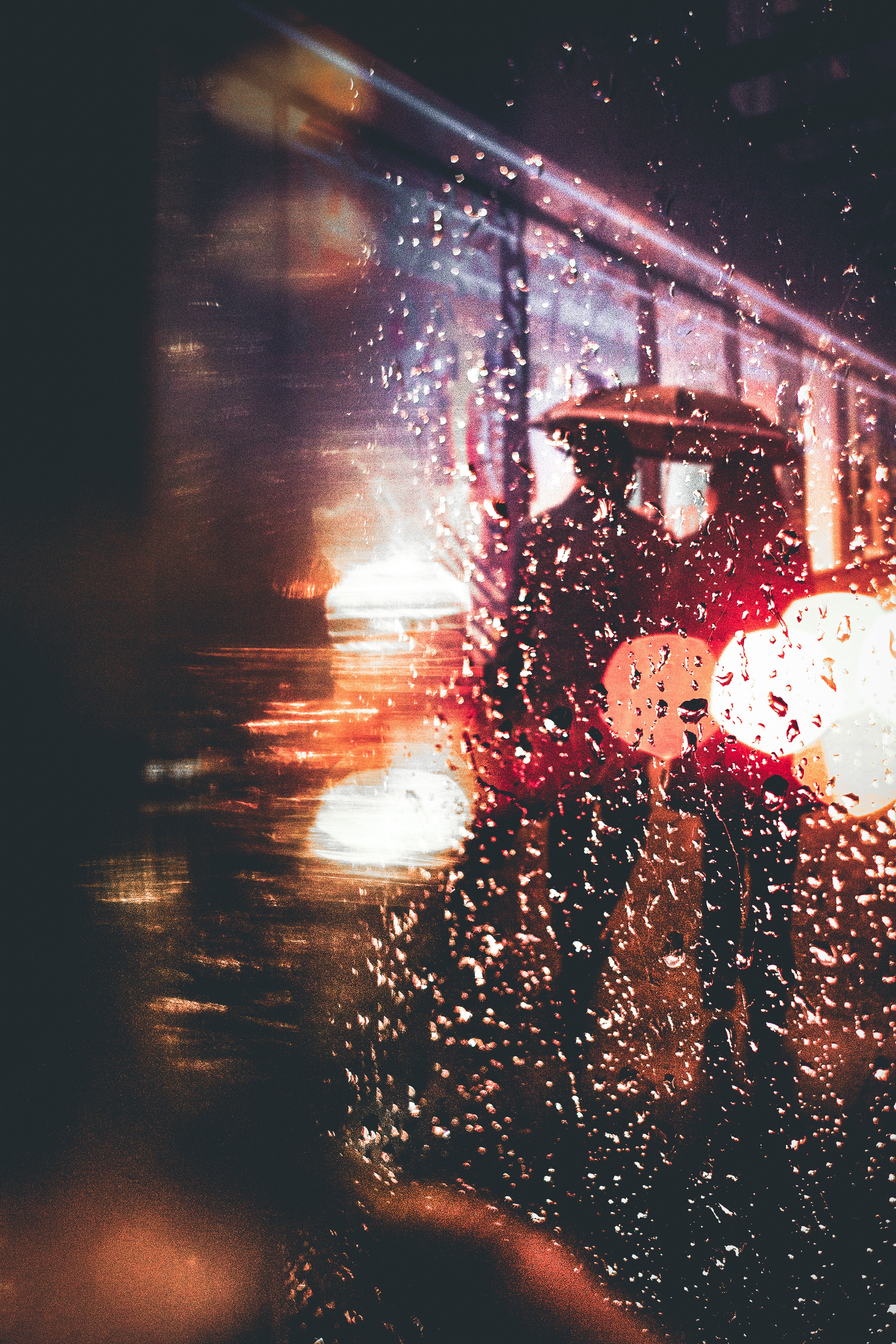 urban folk cityscape street life and wet hd, 4k, Phone HD Wallpaper