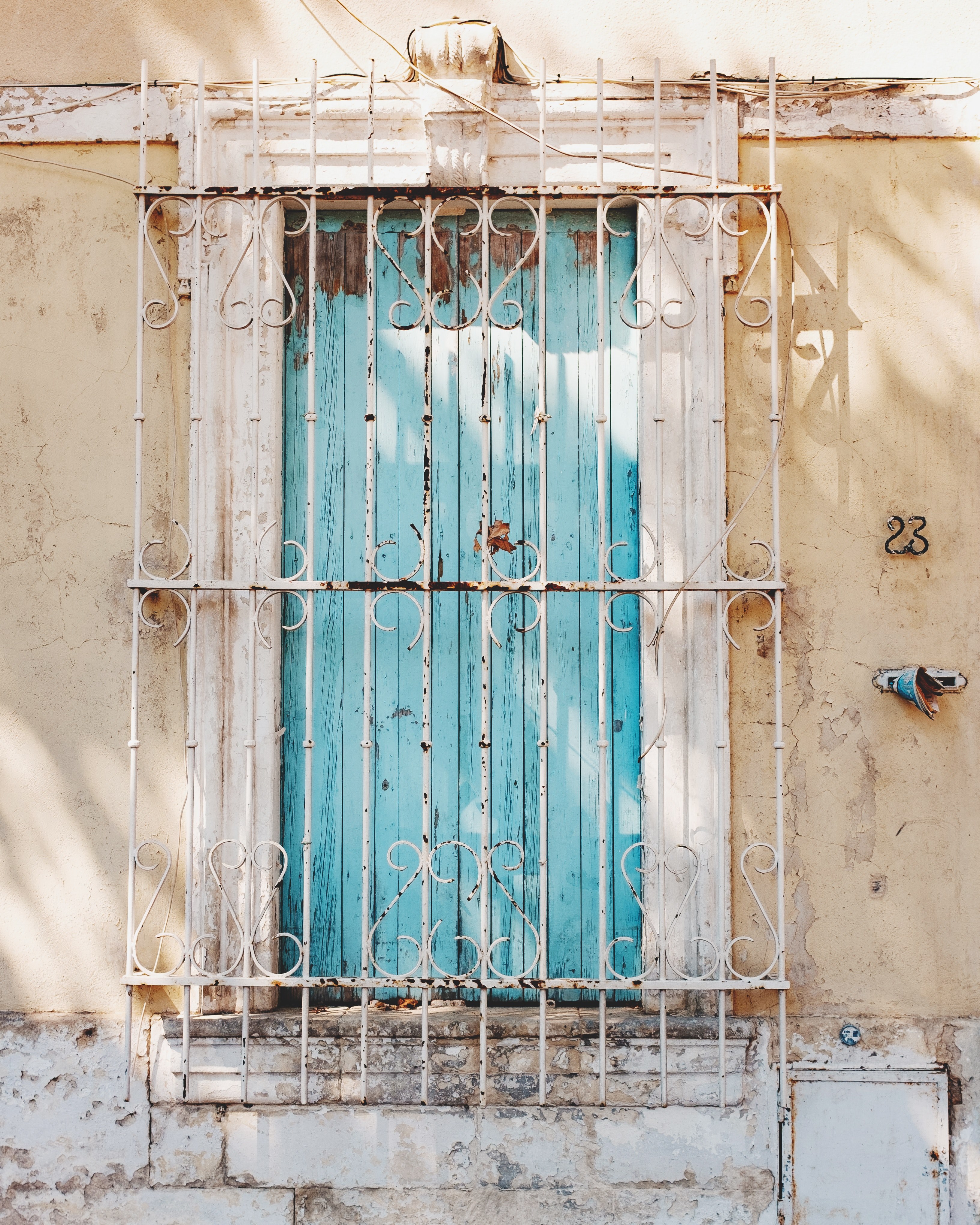 shutter wrought iron 23 and number hd, 4k, Phone HD Wallpaper