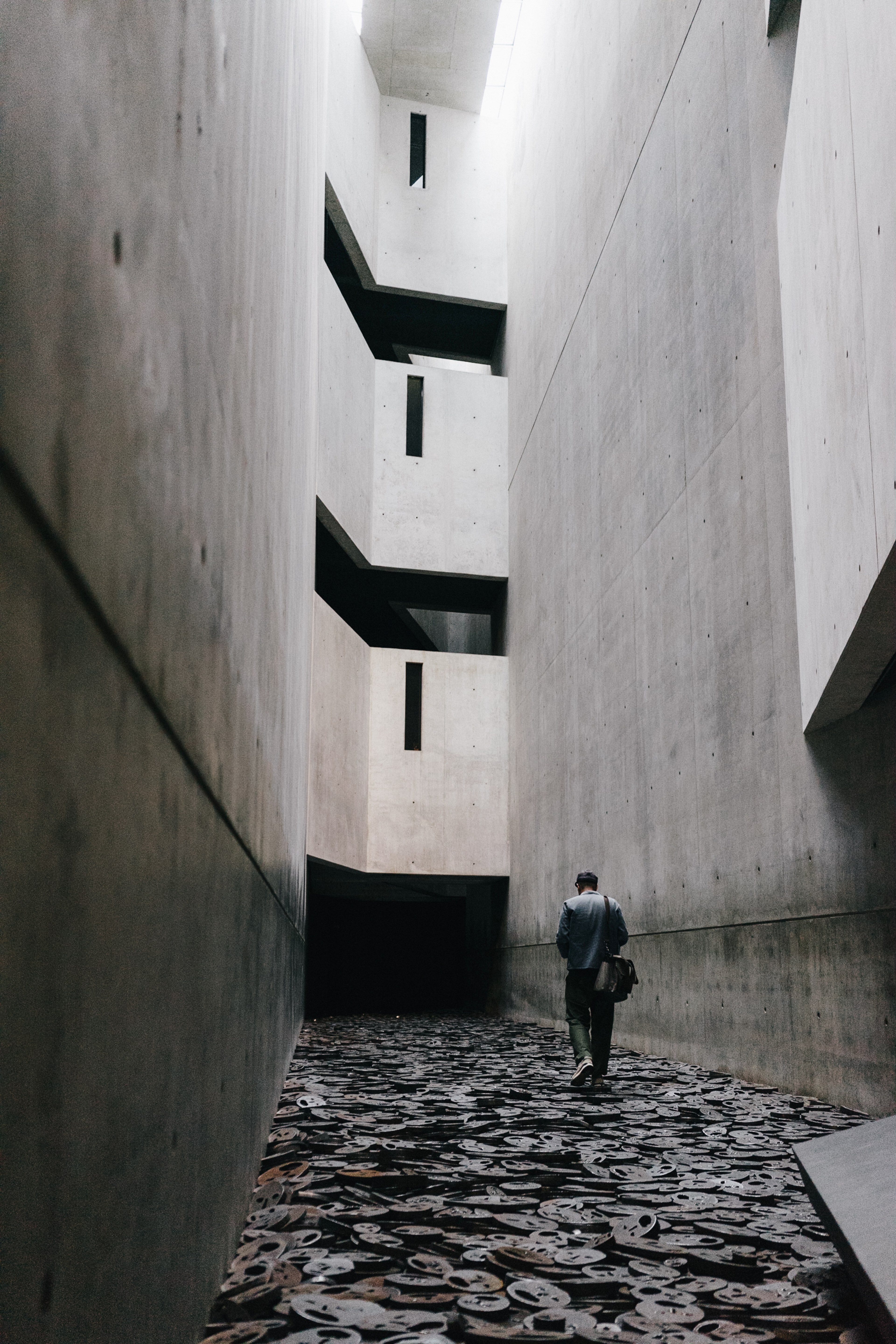 architecture building sculpture and concrete hd, 4k, Phone HD Wallpaper
