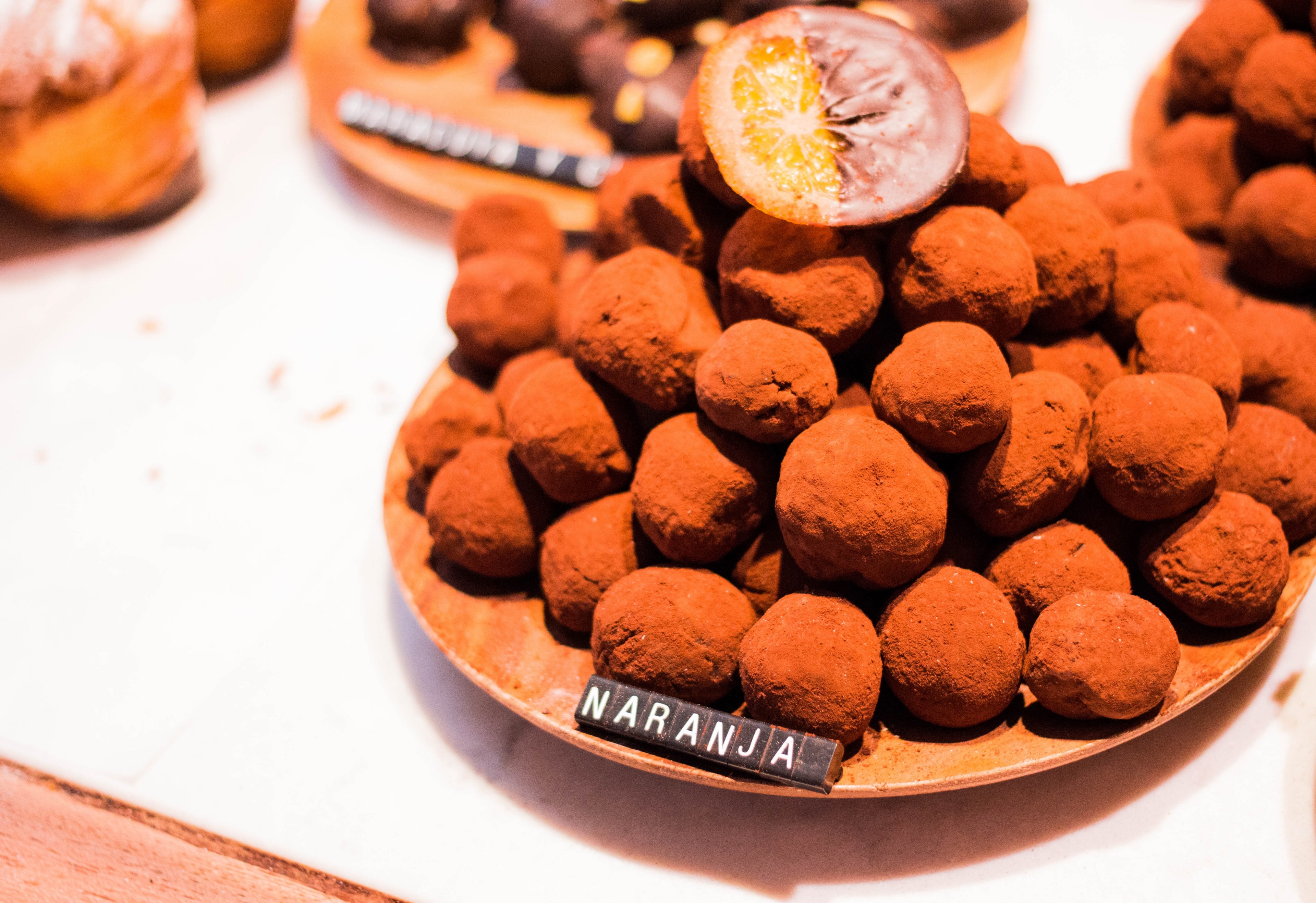 truffle barcelona orange and naranja 4k, HD Wallpaper