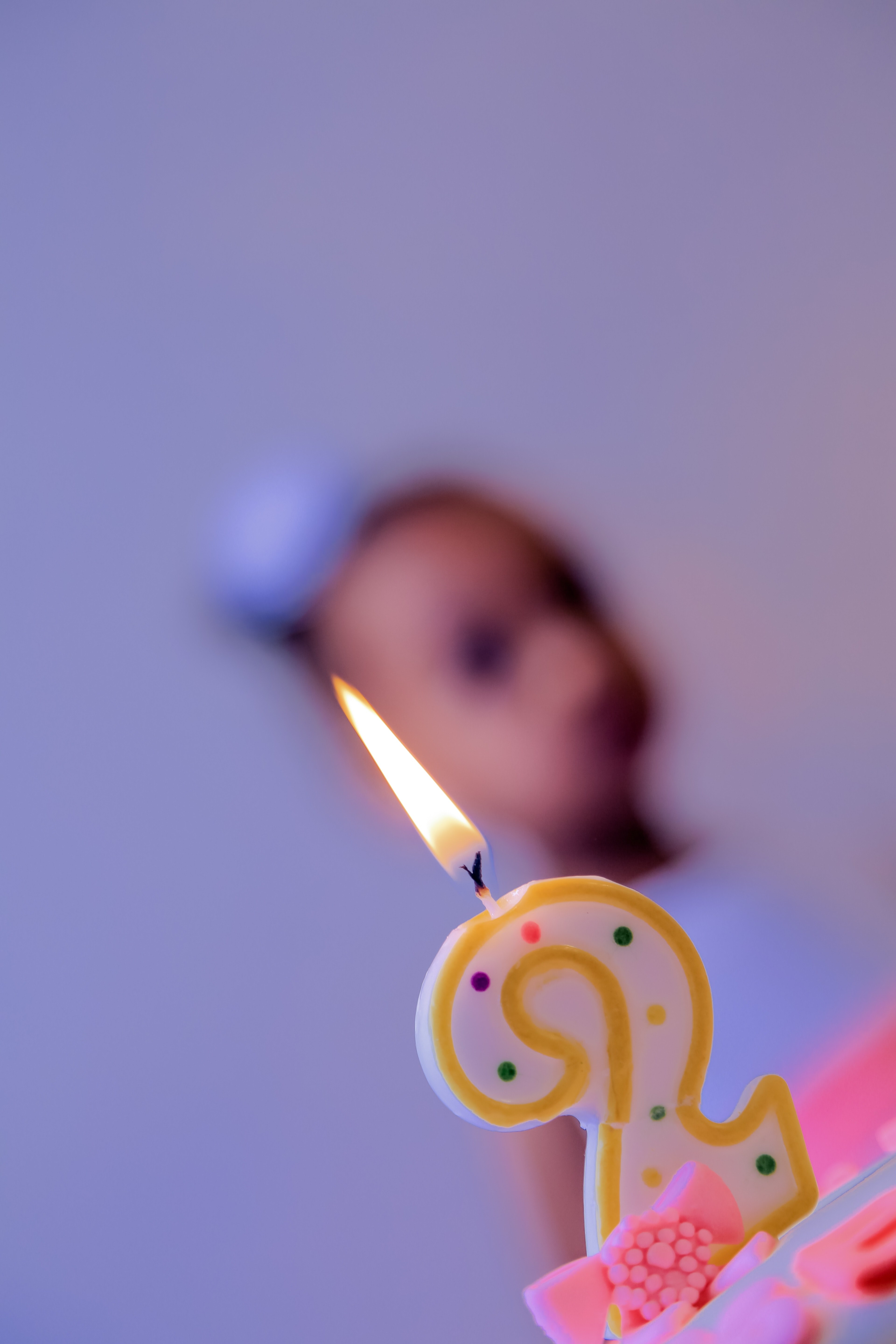 birthday girl 4k, Phone HD Wallpaper