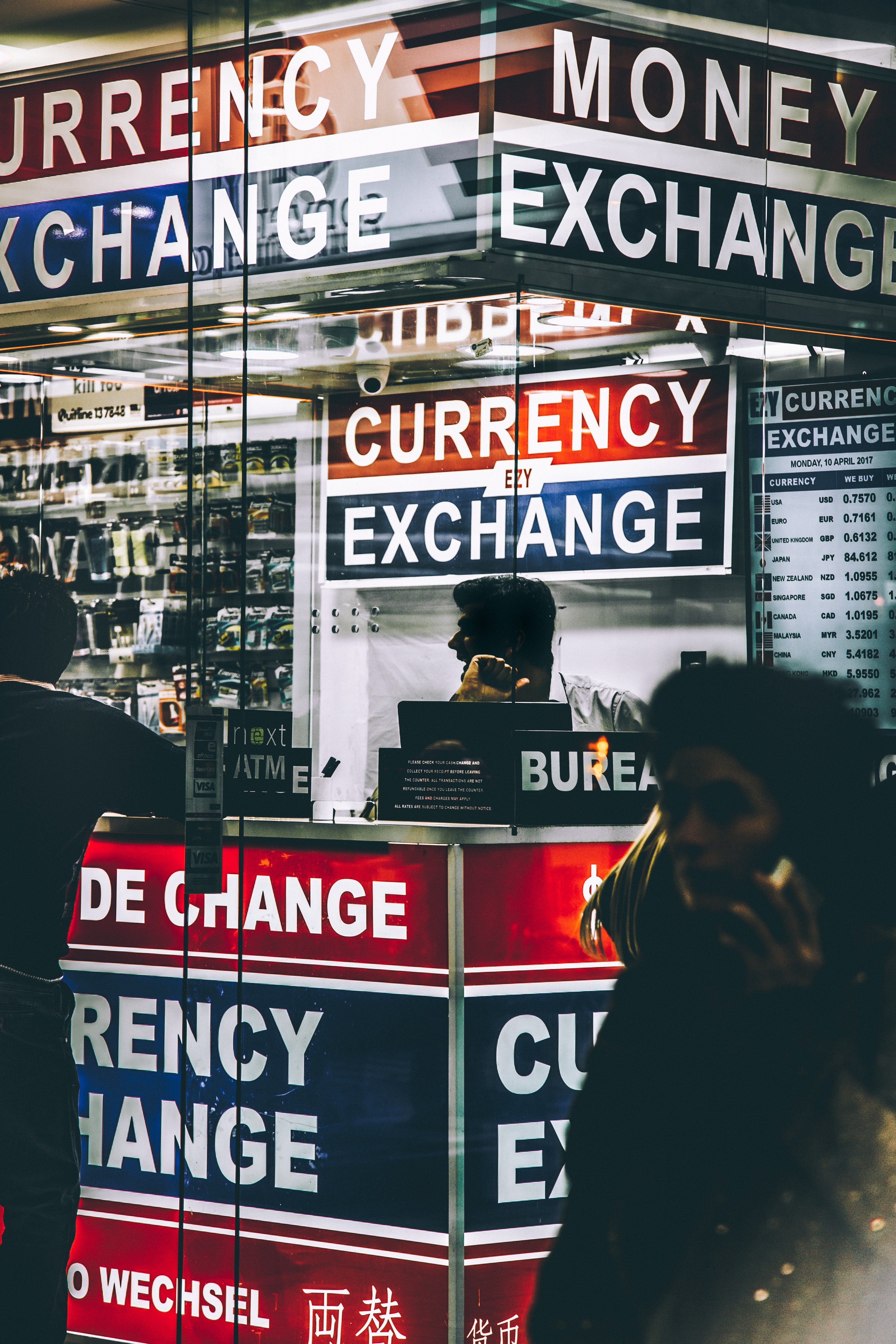 a currency exchange booth, _currency exchange station 4k, Phone HD Wallpaper