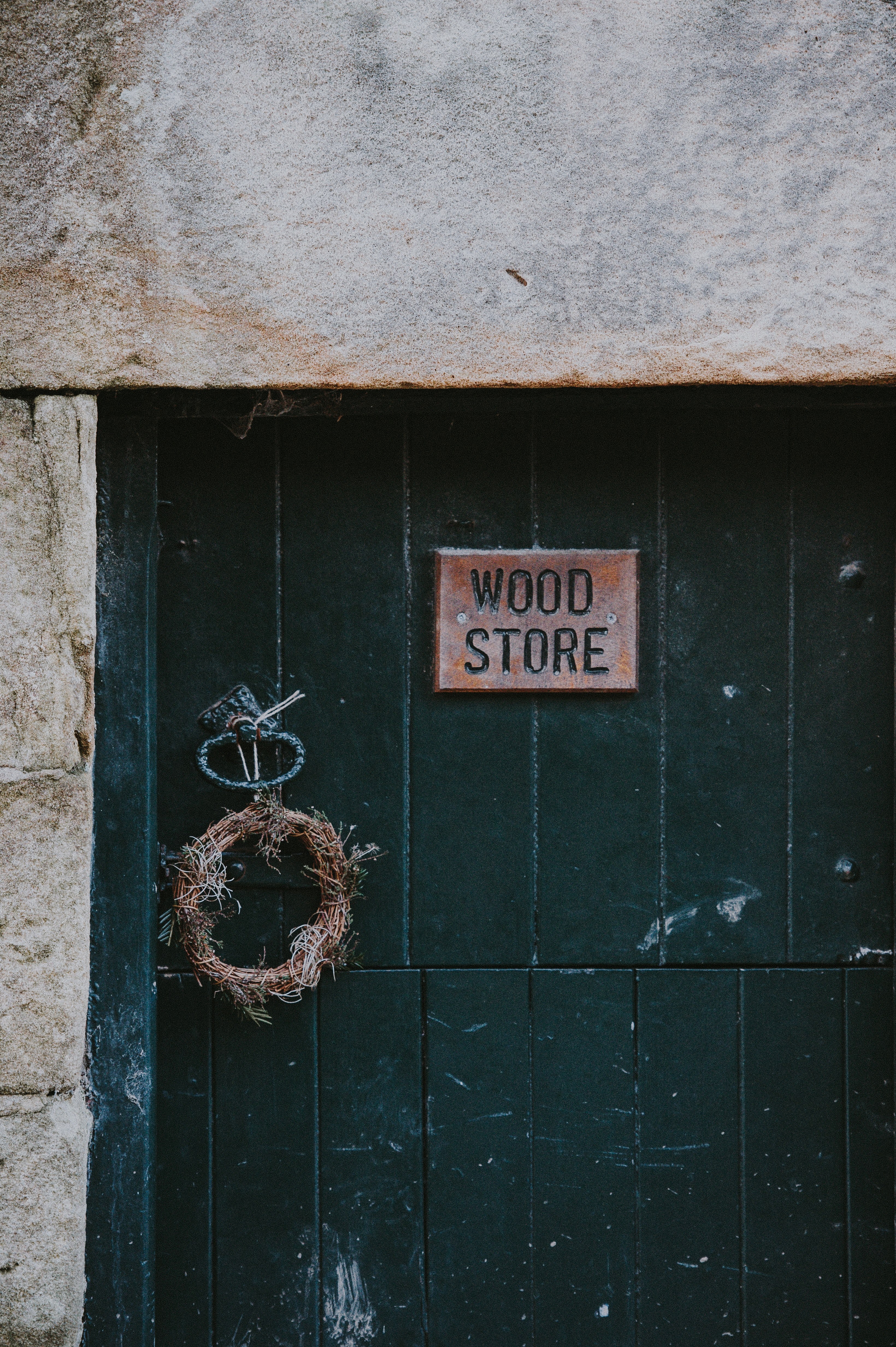wood store 4k, Phone HD Wallpaper