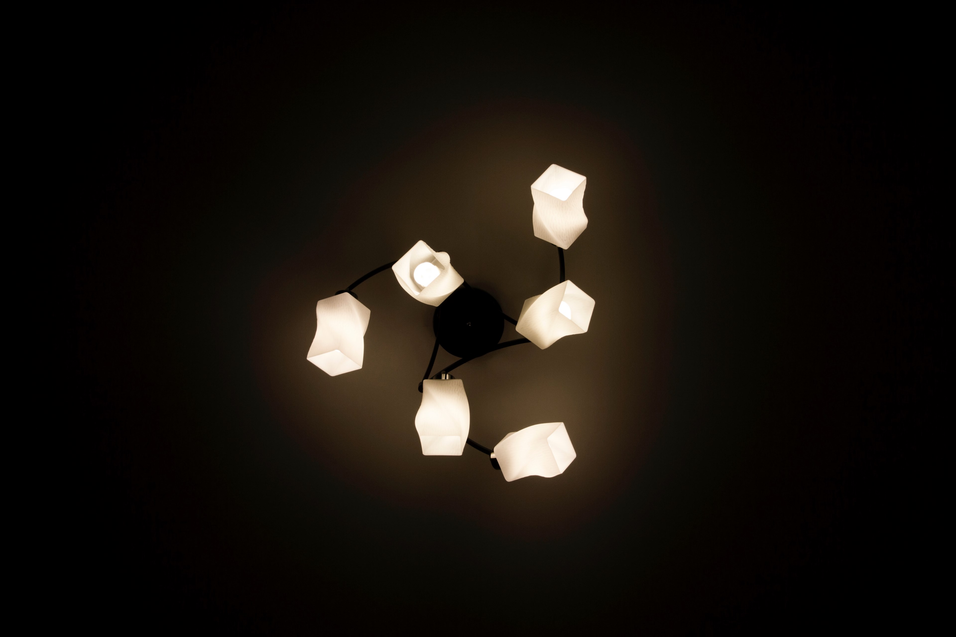 home chandelier on the ceiling 4k, HD Wallpaper