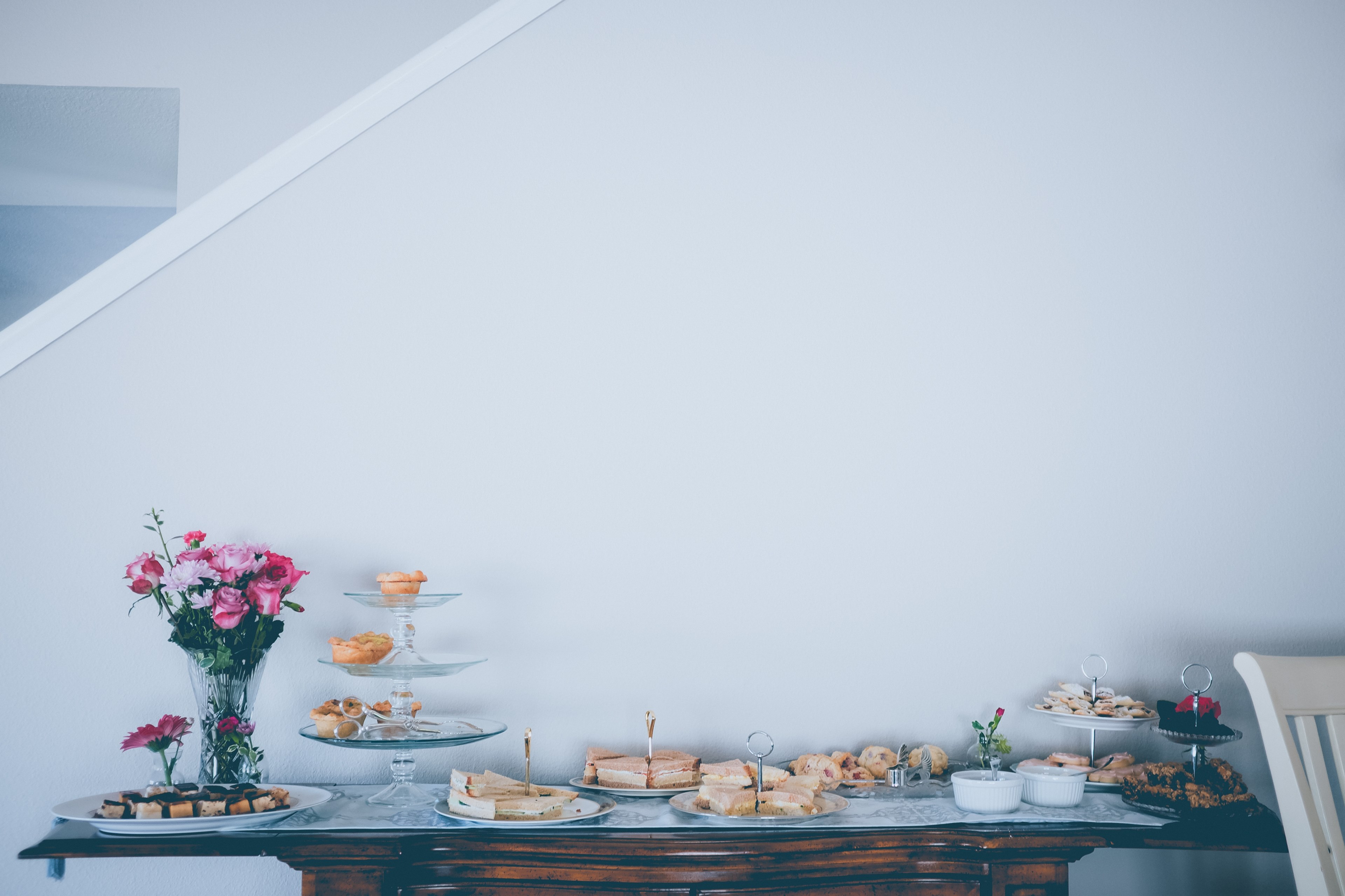buffet cake pastries and table top 4k, HD Wallpaper