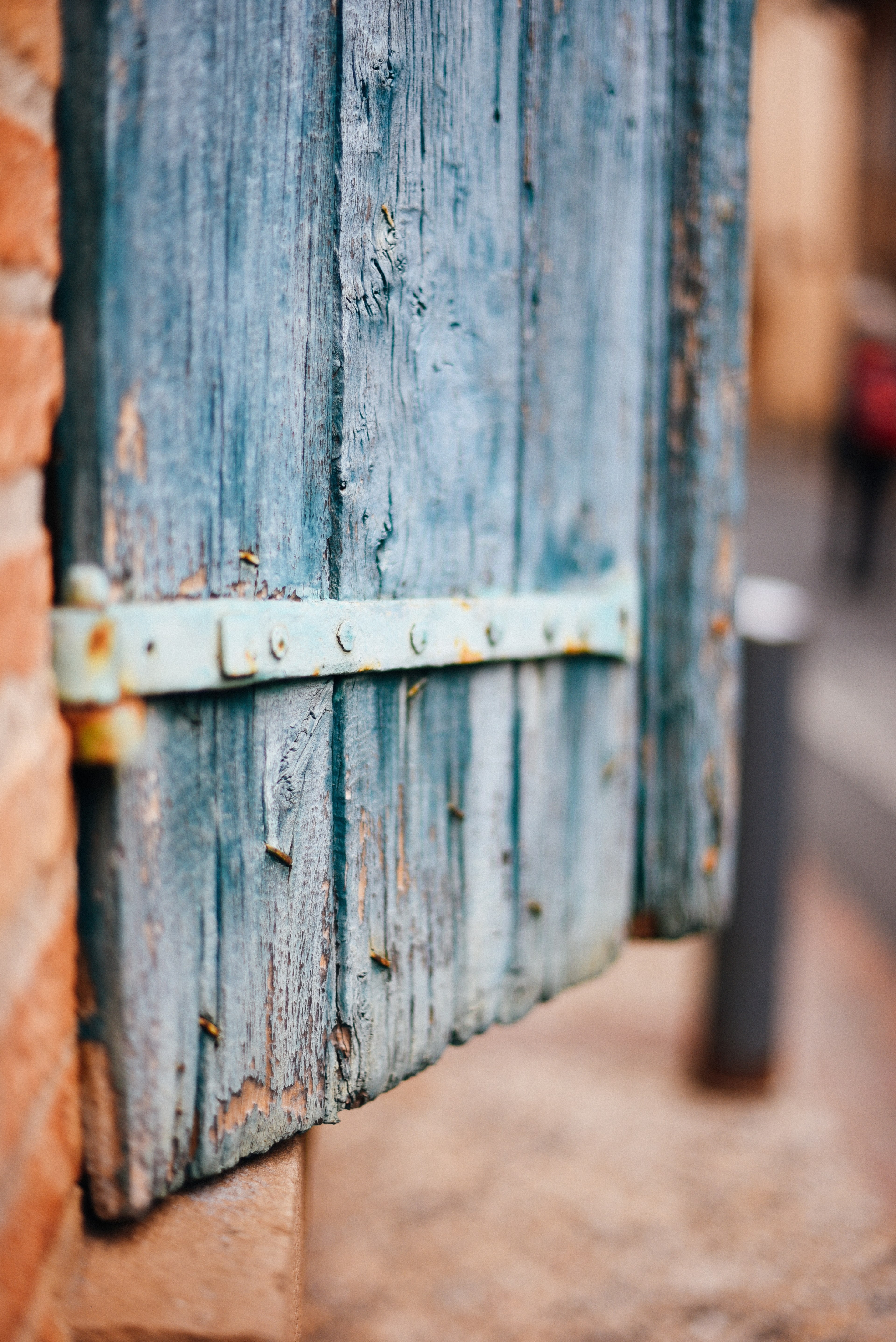 close up of an old blue wooden window shutter, blue wooden shutter 4k, Phone HD Wallpaper