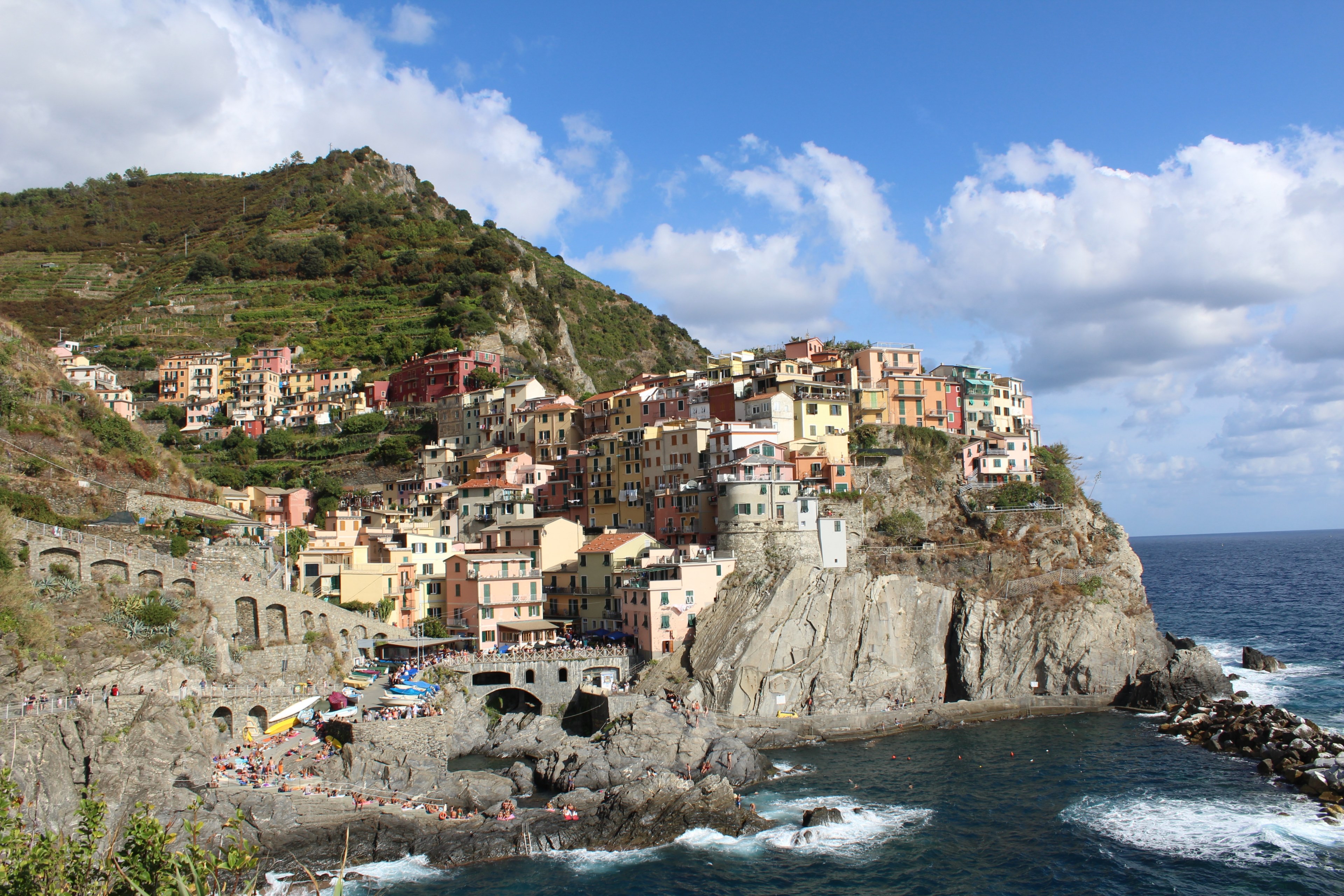 village cliff sea and town 4k, HD Wallpaper