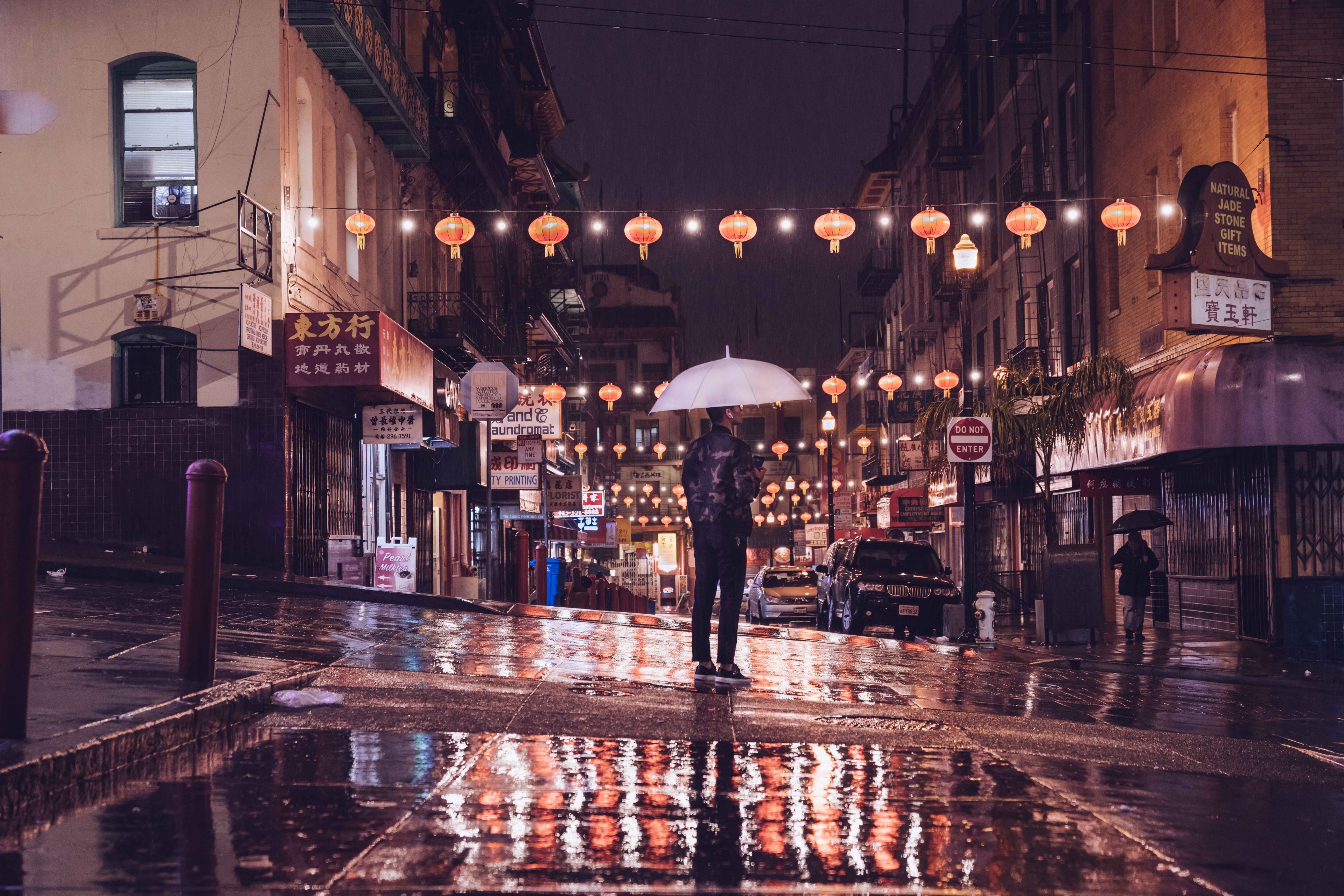 stuck in the rain 4k, HD Wallpaper