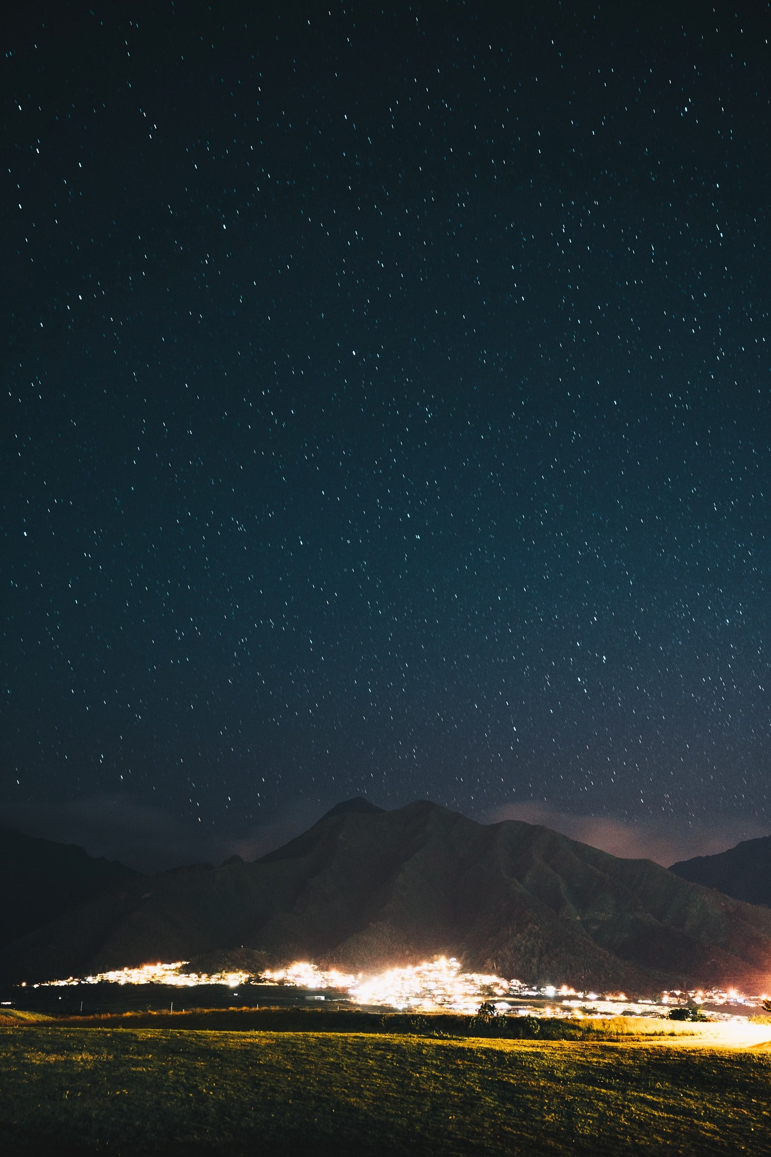 hawaiian stargazing 4k, Phone HD Wallpaper