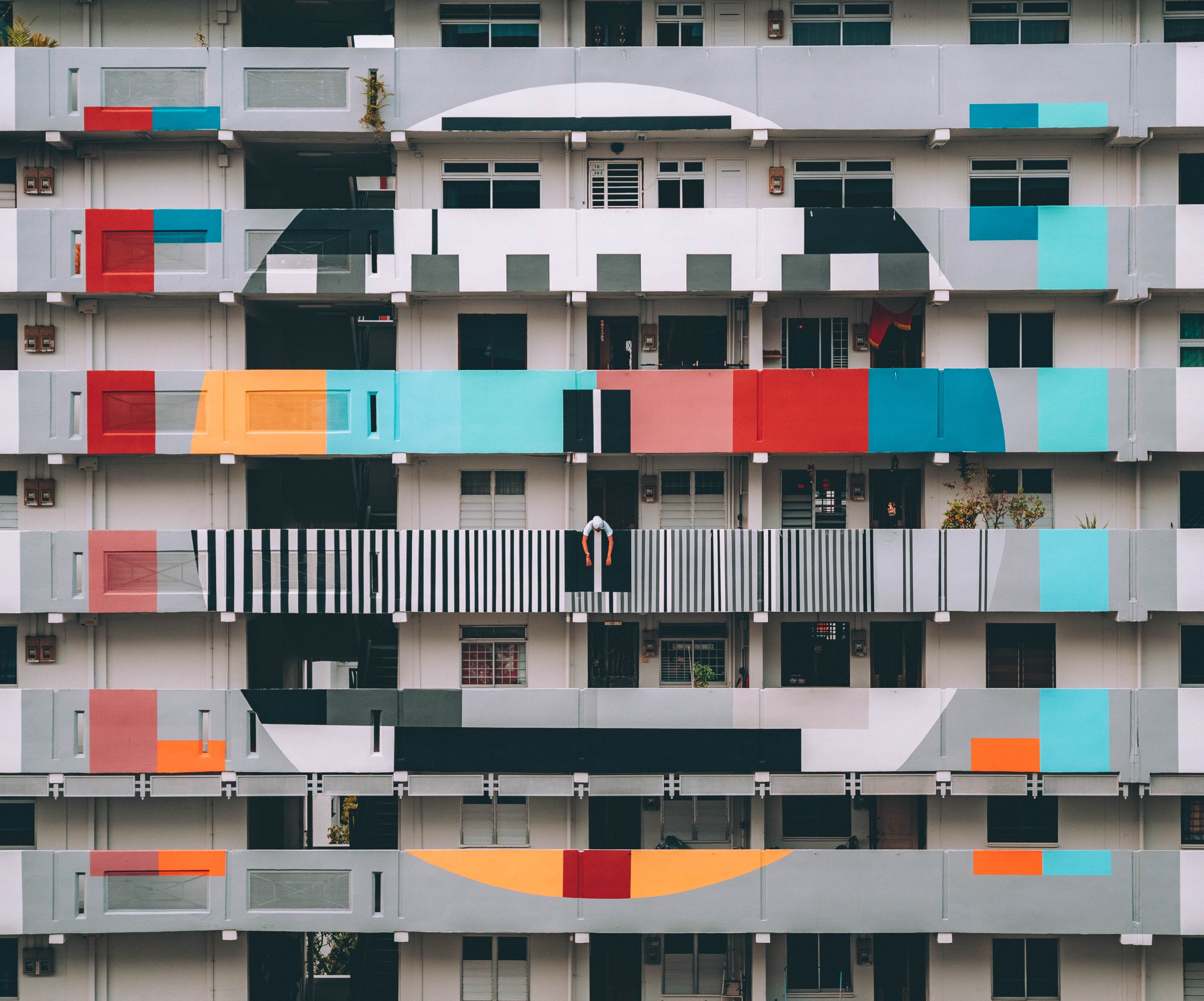 building circle circular and colour 4k, HD Wallpaper