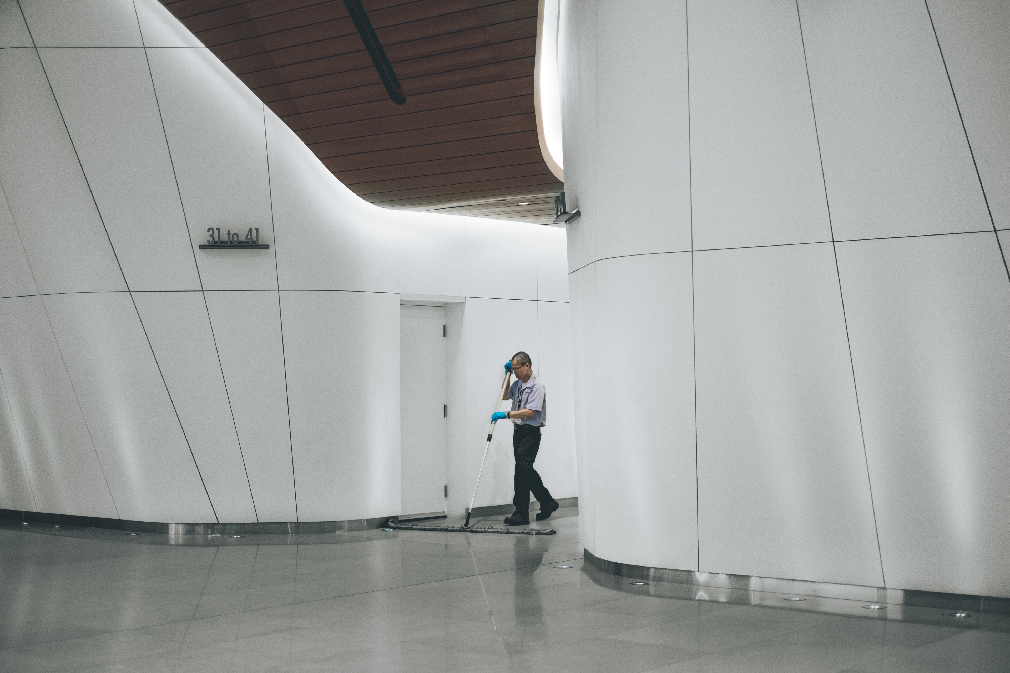 person janitor cleaner and cleaning 4k, HD Wallpaper