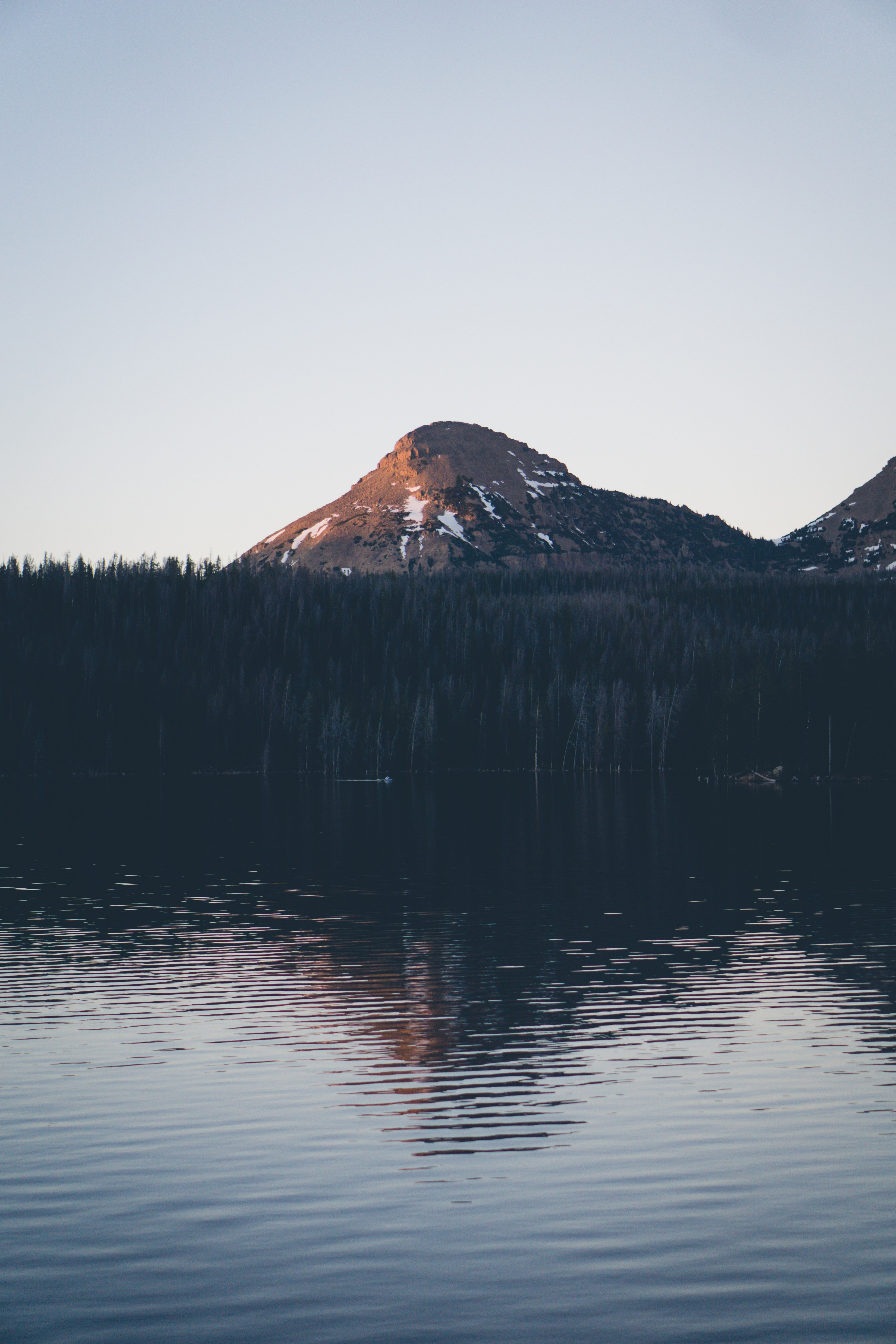 a mountain towering over a tree lined lake, flat mountain over a lake 4k, Phone HD Wallpaper