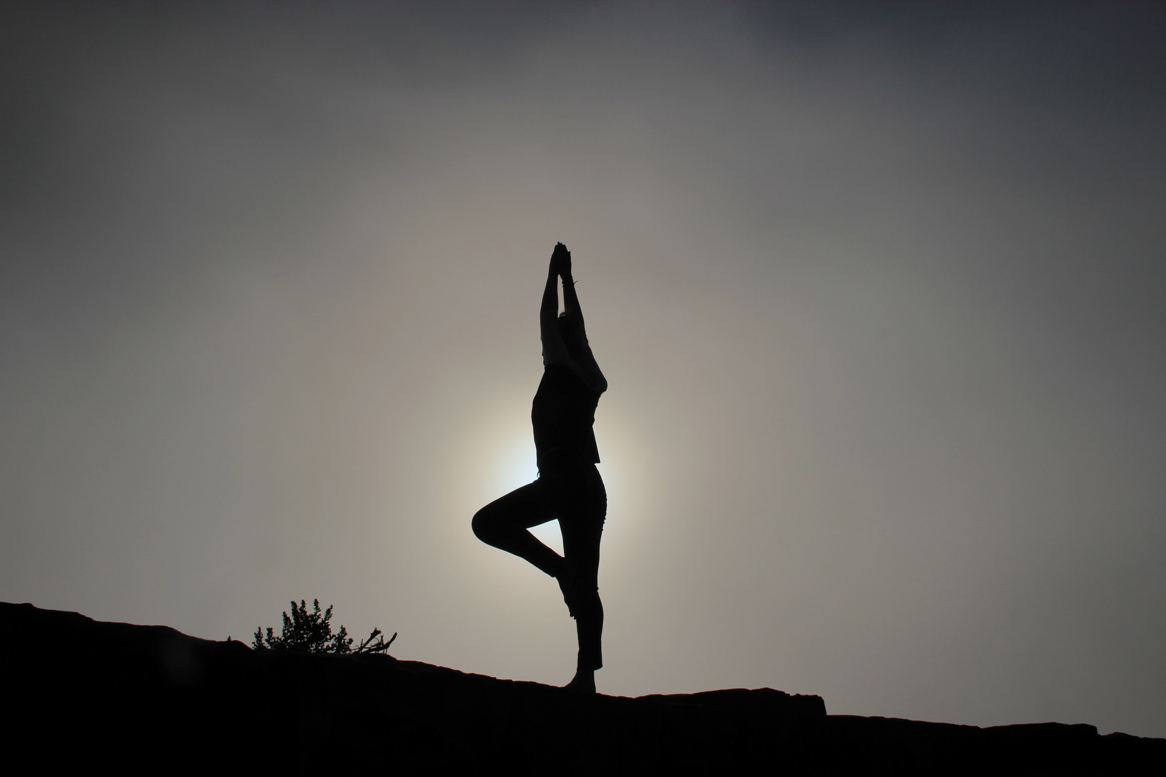a person doing yoga on a sloping ground in silhouette, patrick hendry yoga fog 4k, HD Wallpaper