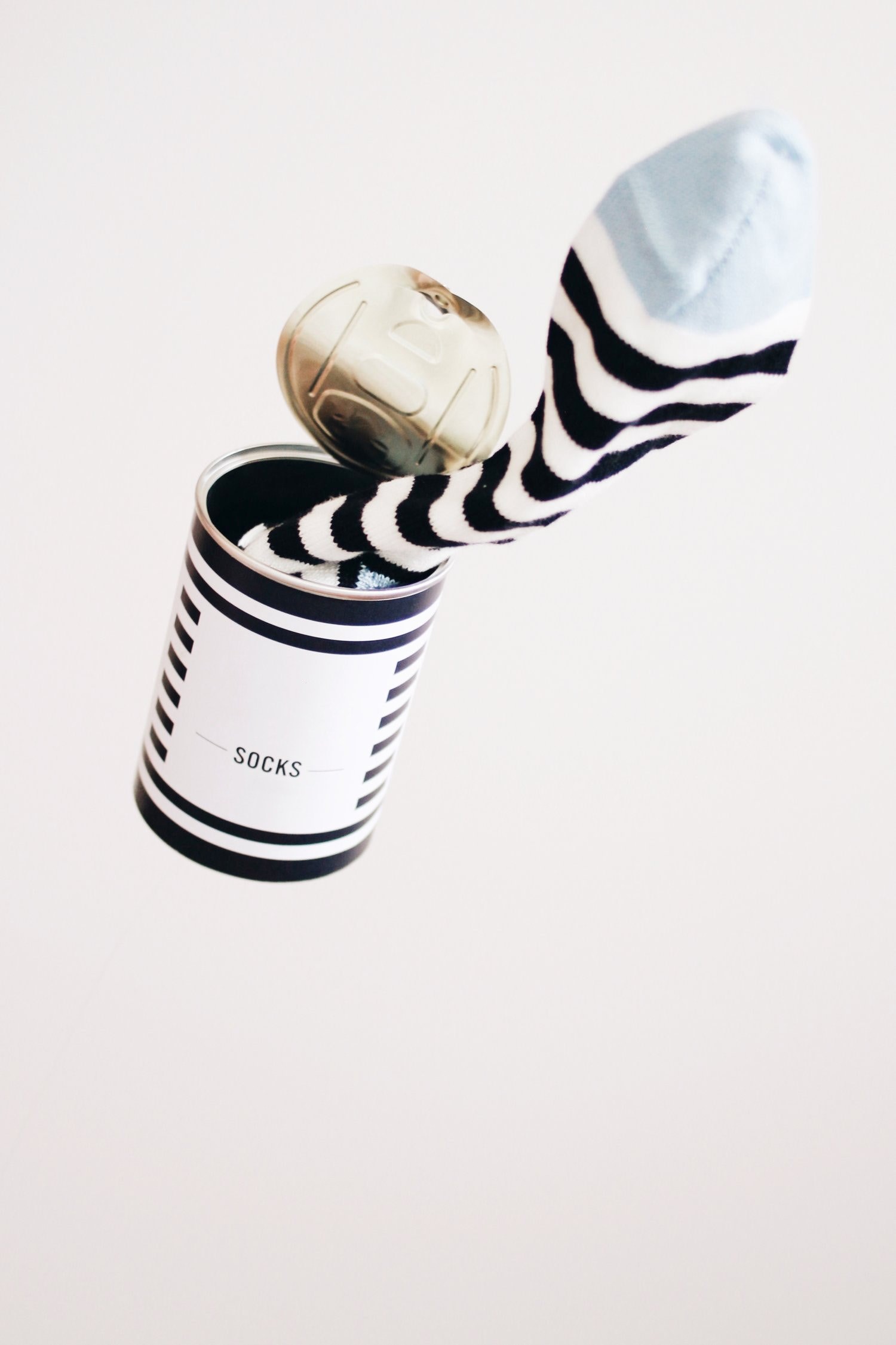 socks stripey black and white and monochrome hd, 4k, Phone HD Wallpaper