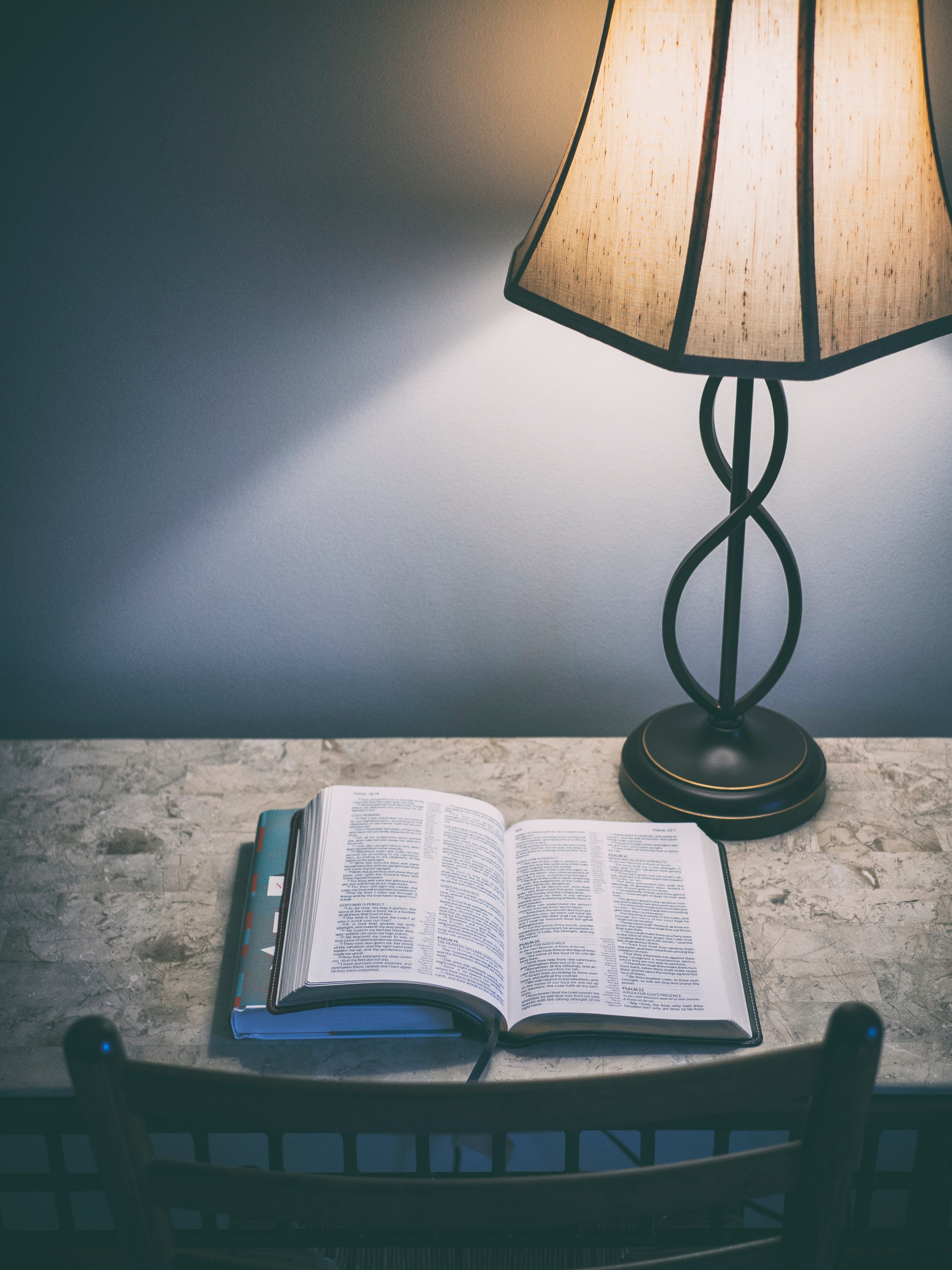 a book open on a table next to a lamp, _open book by lamp 4k, Phone HD Wallpaper