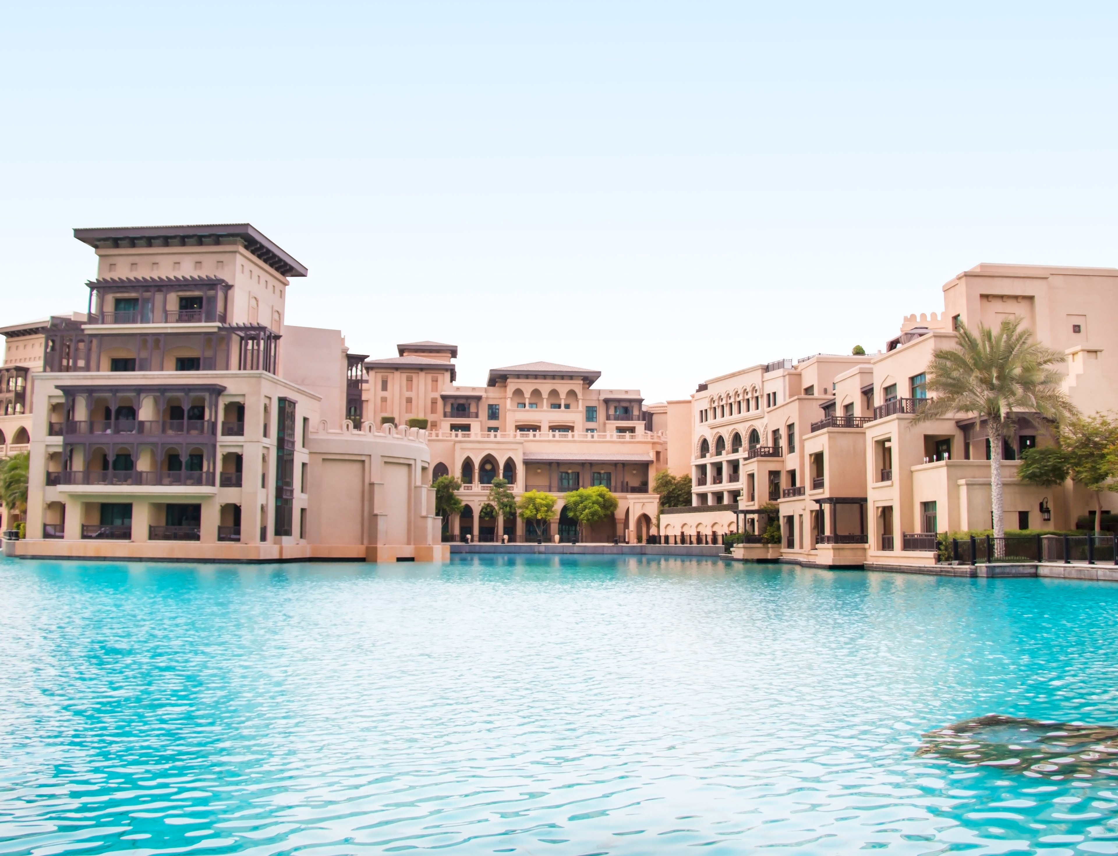 a middle eastern holiday resort with palm trees and a large pool, middle eastern resort 4k, HD Wallpaper
