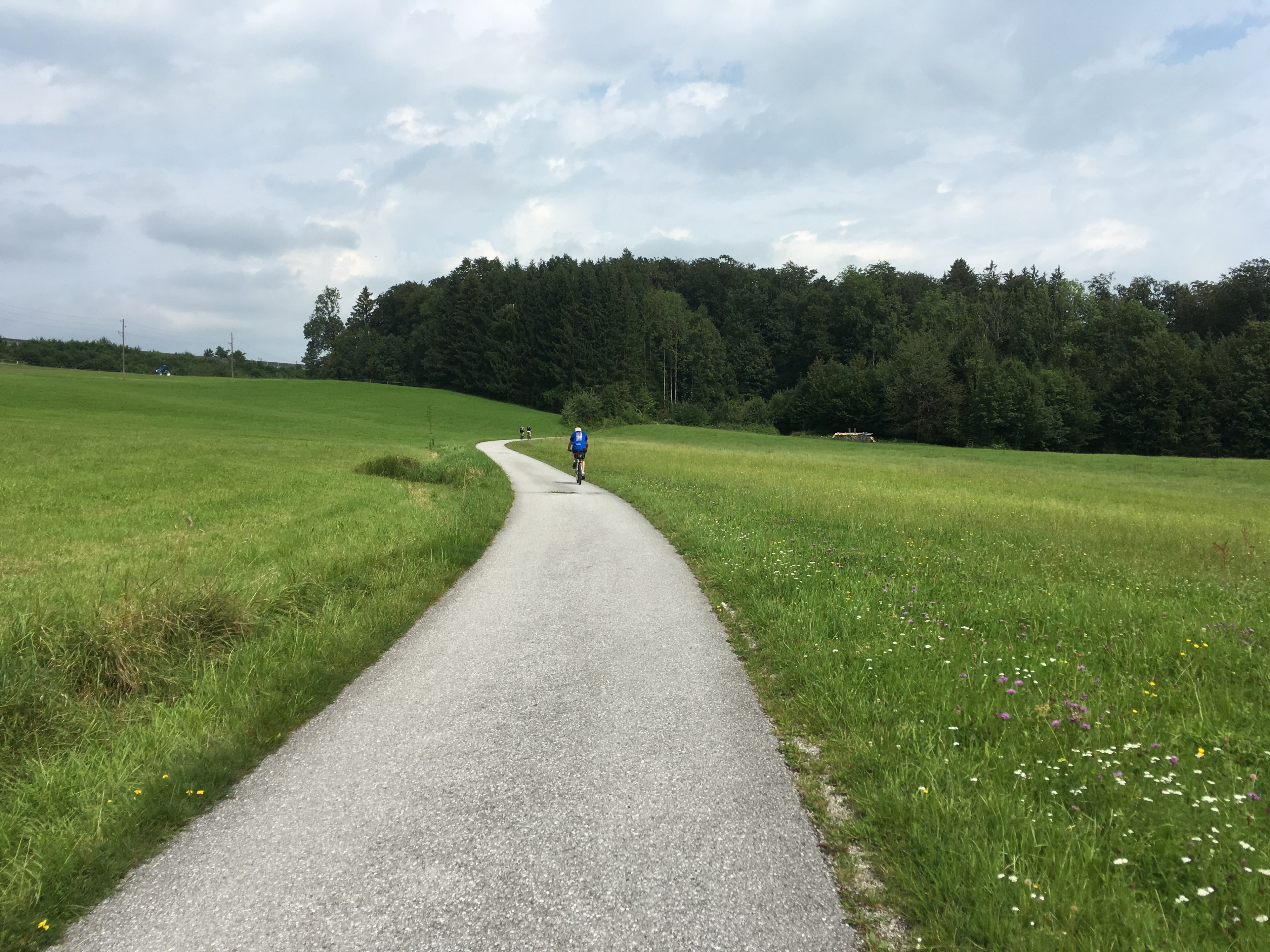 bicycling between salzburg and bad ischl 4k, HD Wallpaper