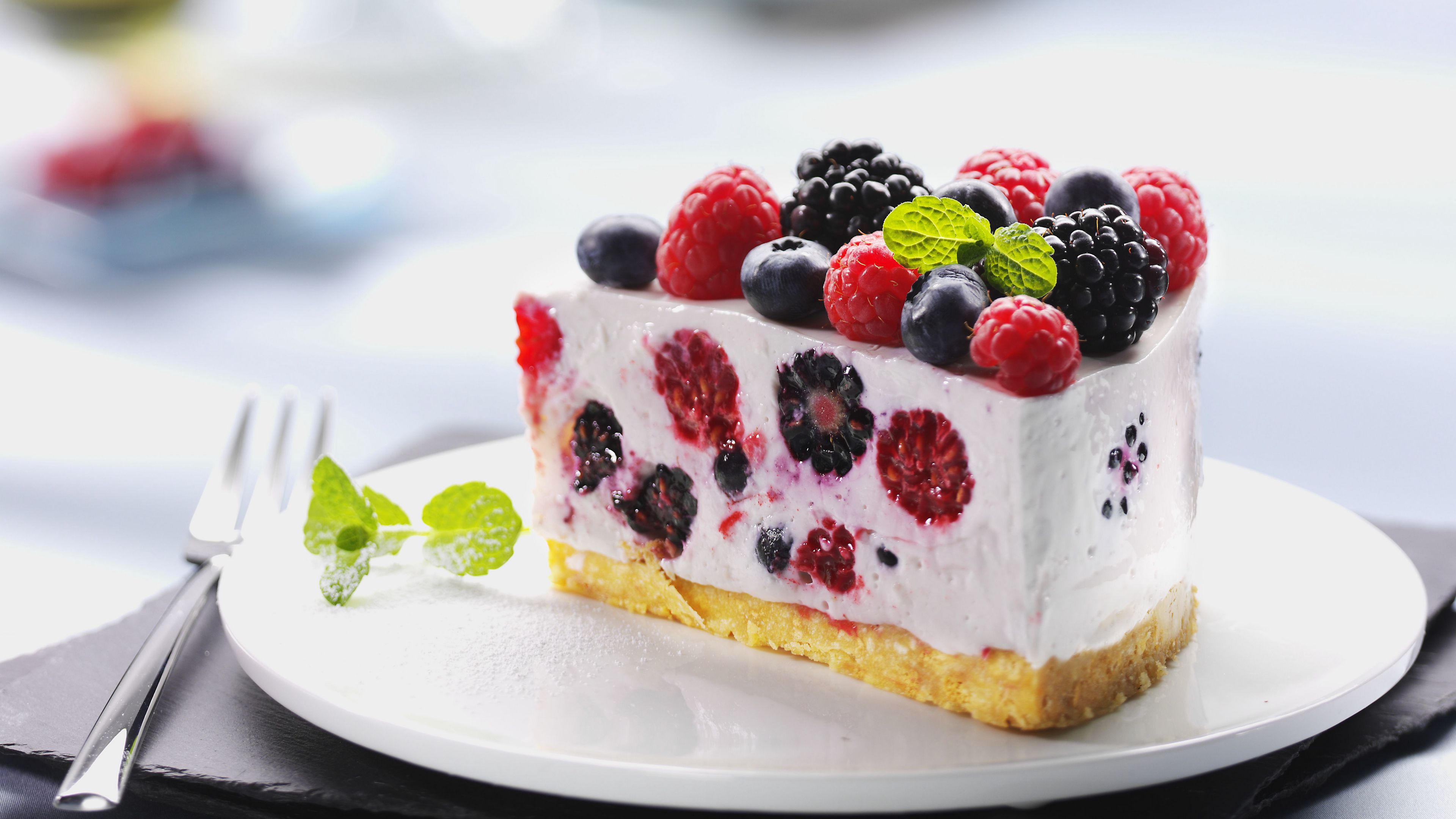 dessert, cake, raspberries, sweet, fruit, blueberry, black currant, food, cream, 4k, HD Wallpaper