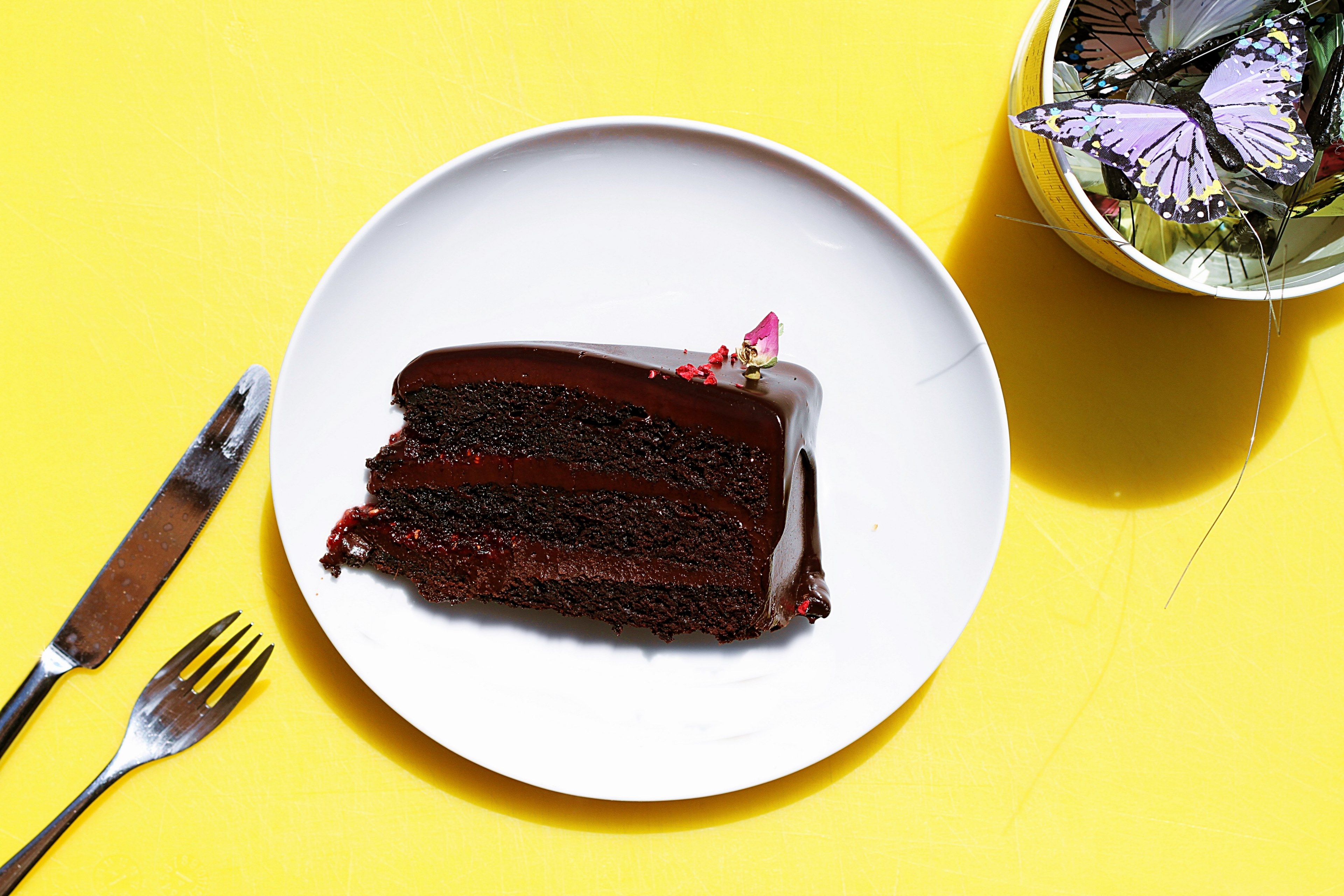 chocolate cake food yellow and butterfly 4k, HD Wallpaper