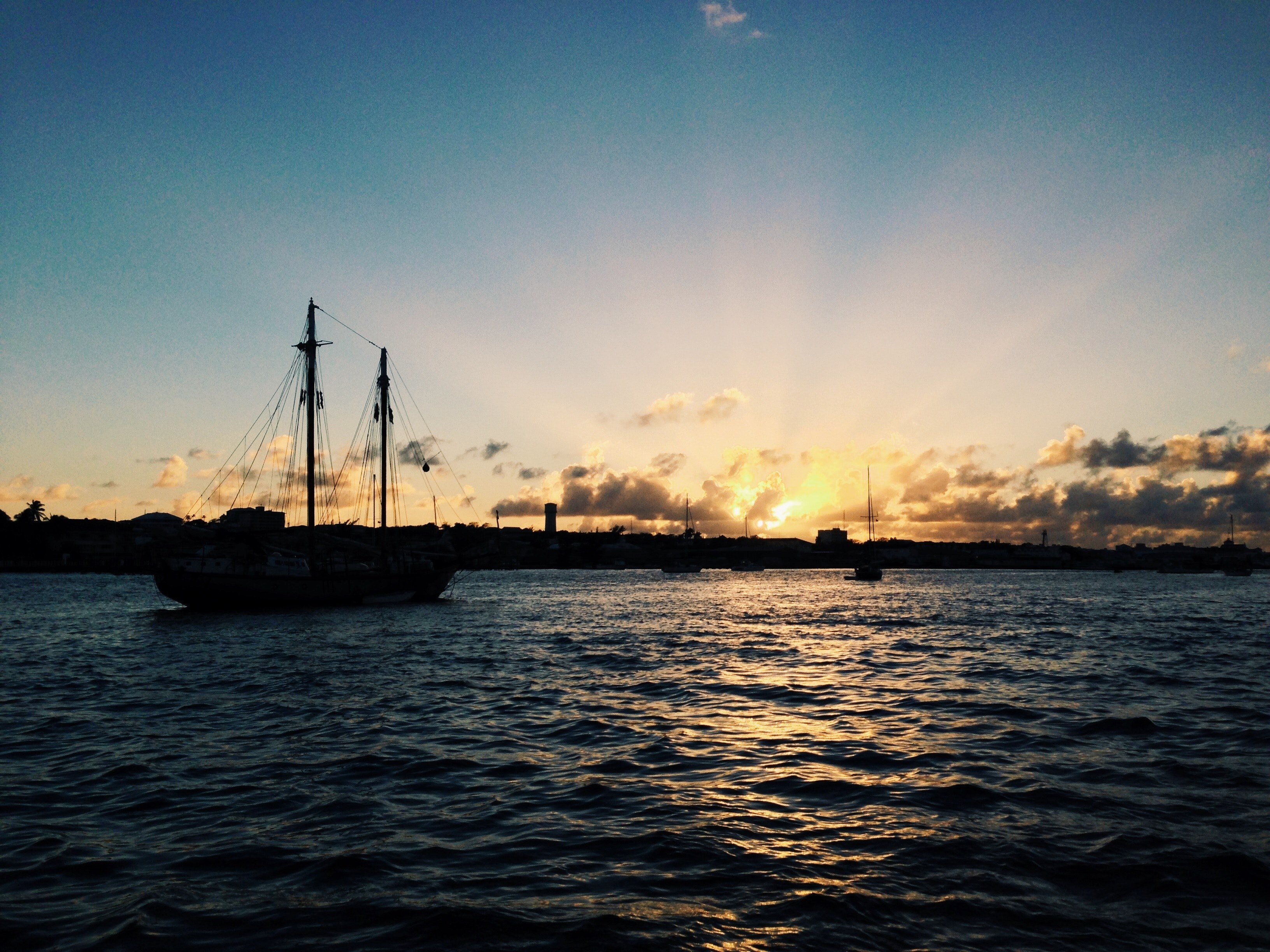 cloud tugboat peaceful and famou 4k, HD Wallpaper