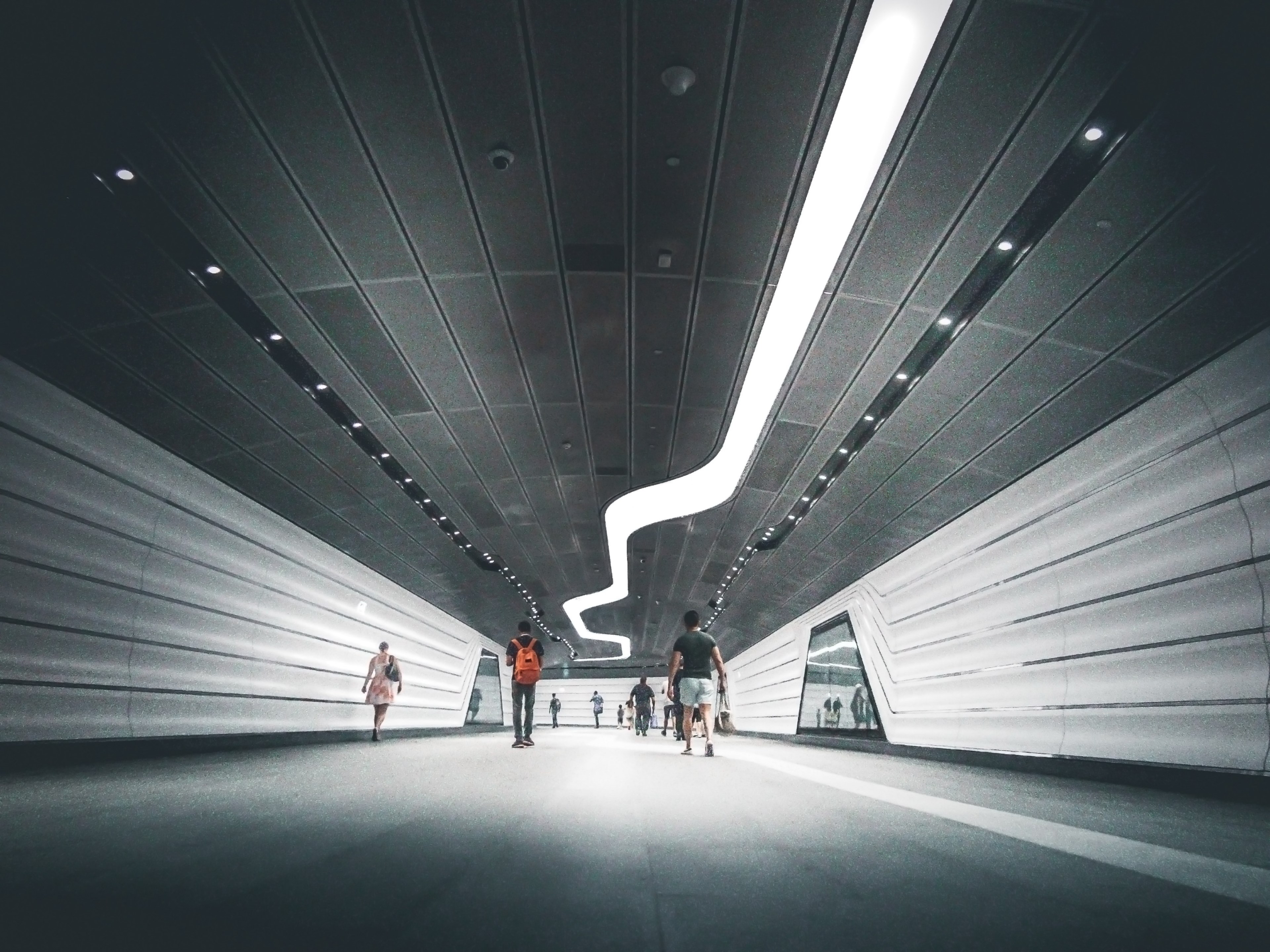 an underground passage with futuristic panelling on the walls, wynyard station pedestrian tunnel 4k, HD Wallpaper