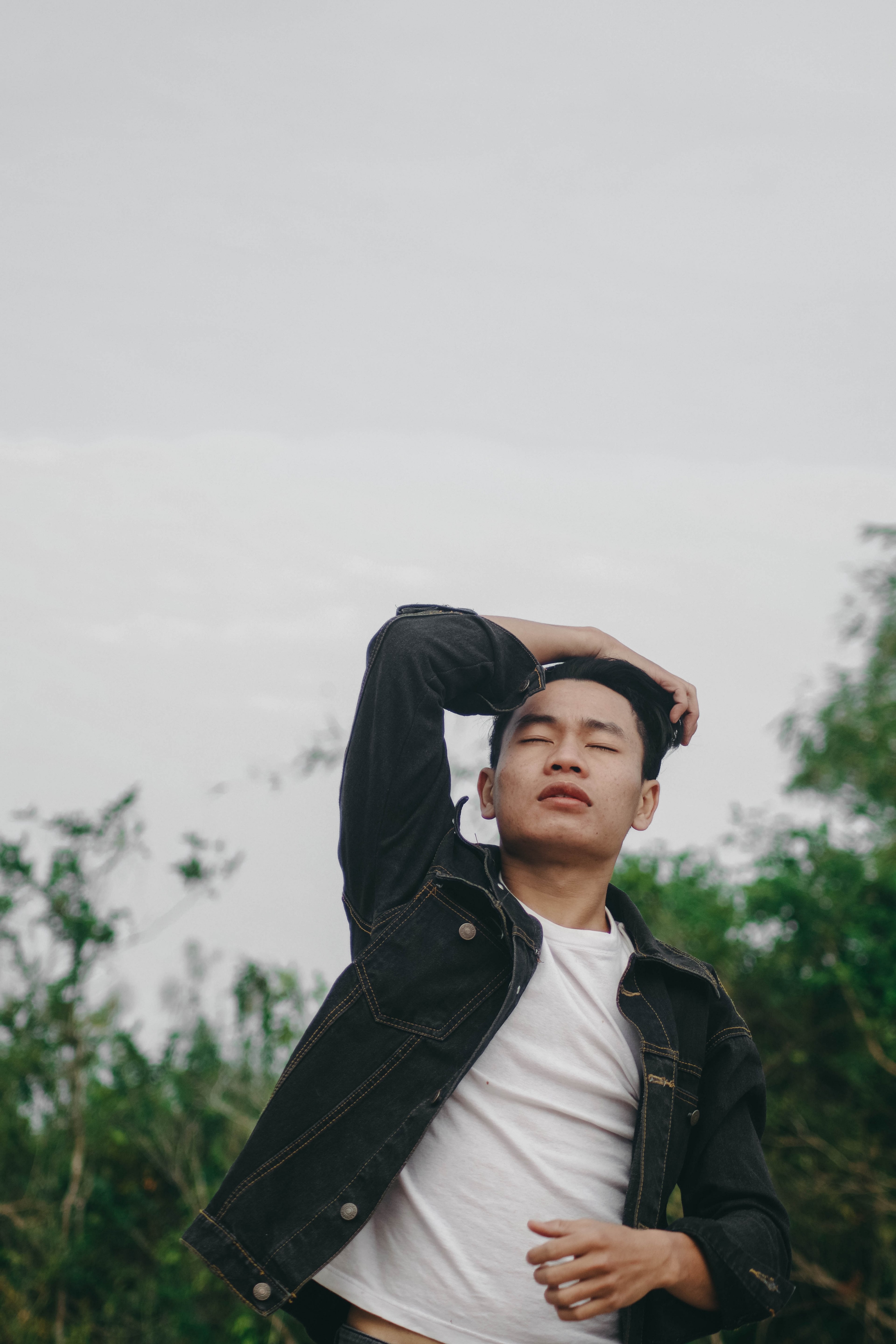 man windy 4k, Phone HD Wallpaper