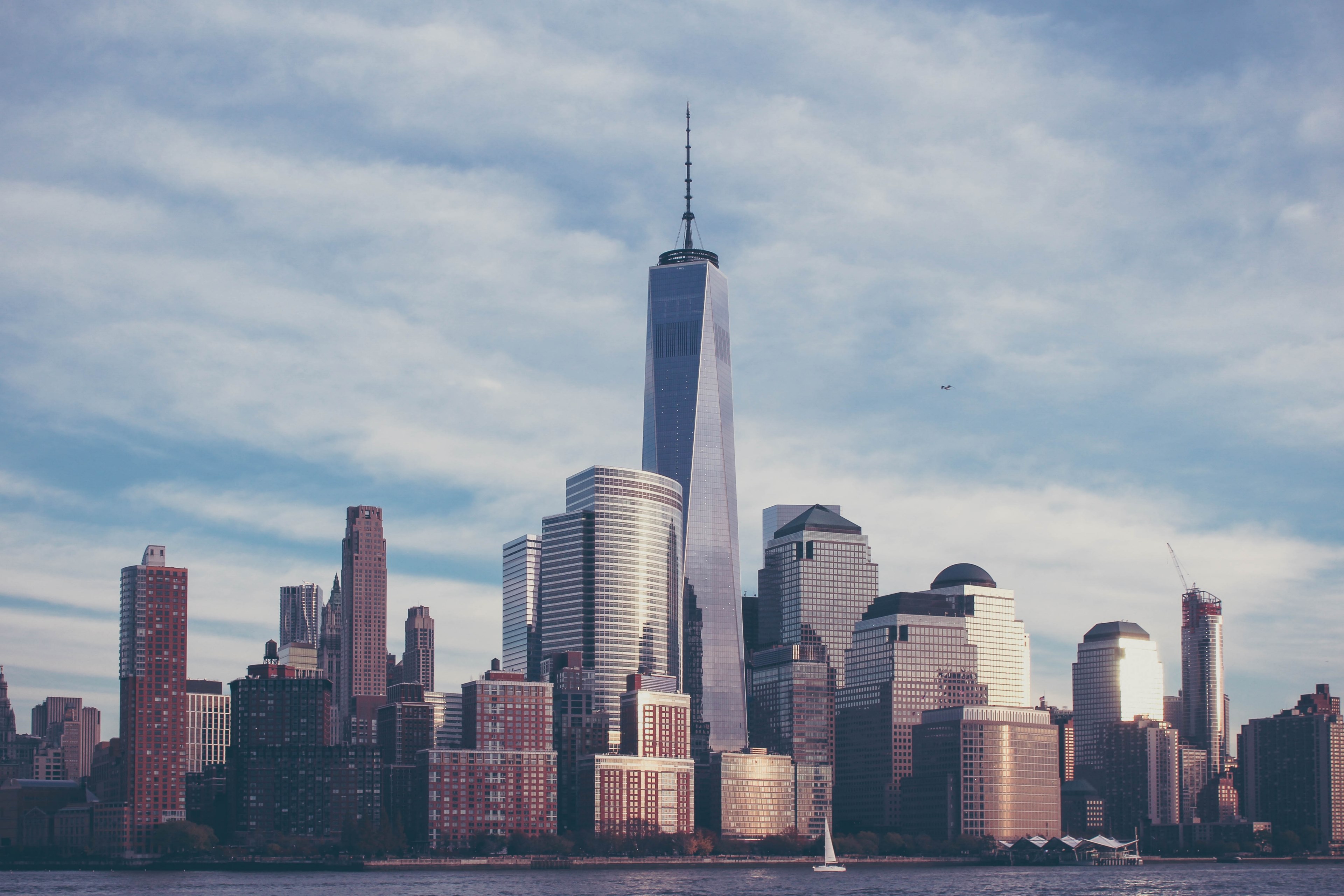 the one world trade center towering above other skyscrapers in lower manhattan, towering new york skyscraper 4k, HD Wallpaper