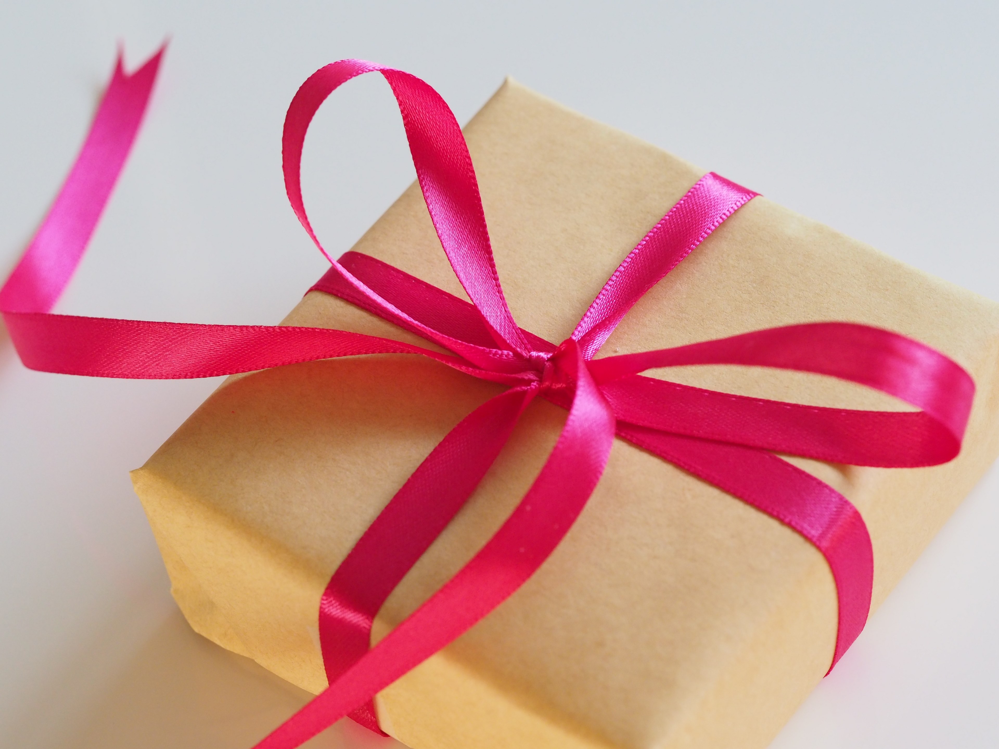bow gift parcel and present 4k, HD Wallpaper
