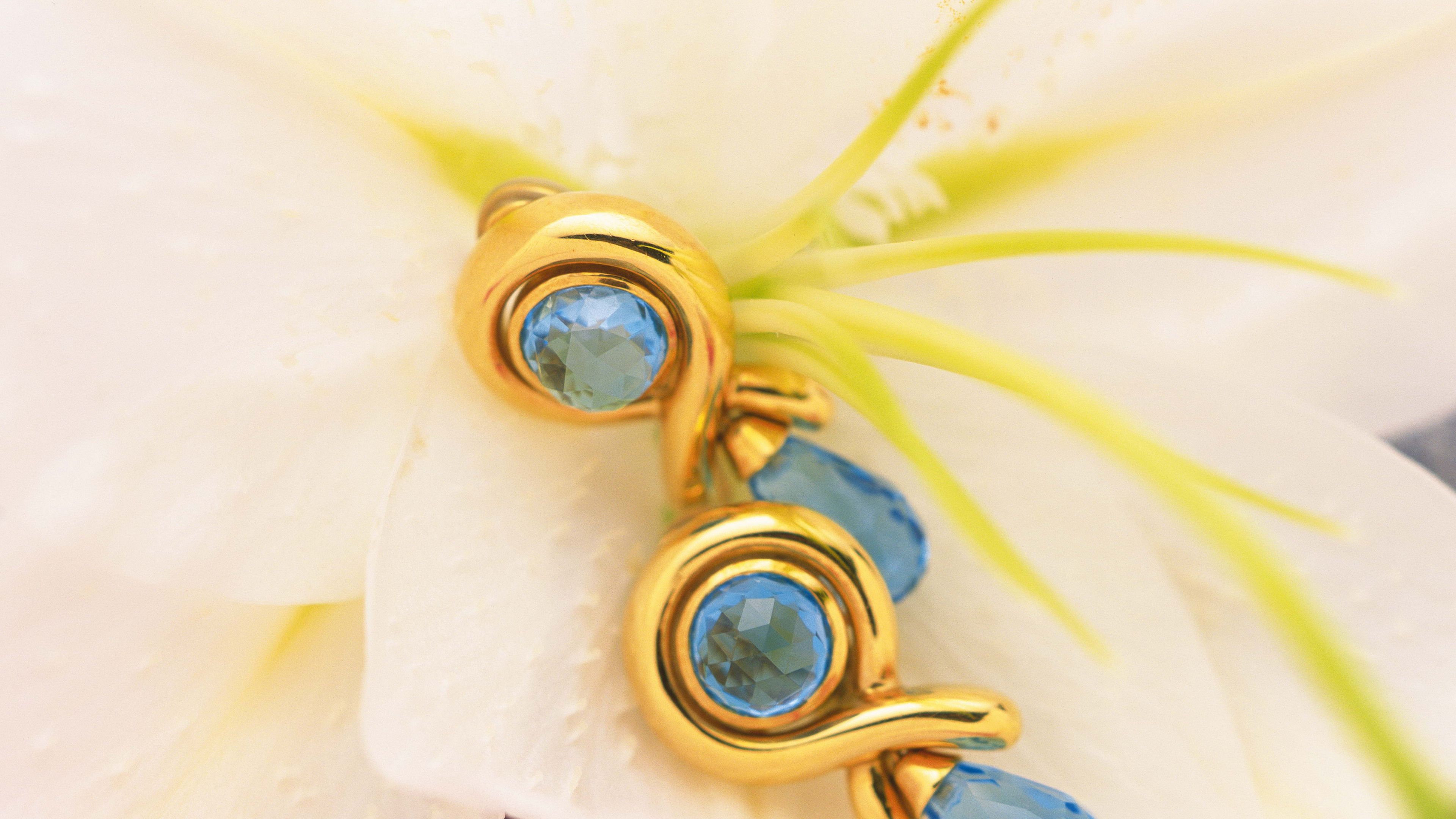 earrings, flower, gold, petals, 4k, HD Wallpaper
