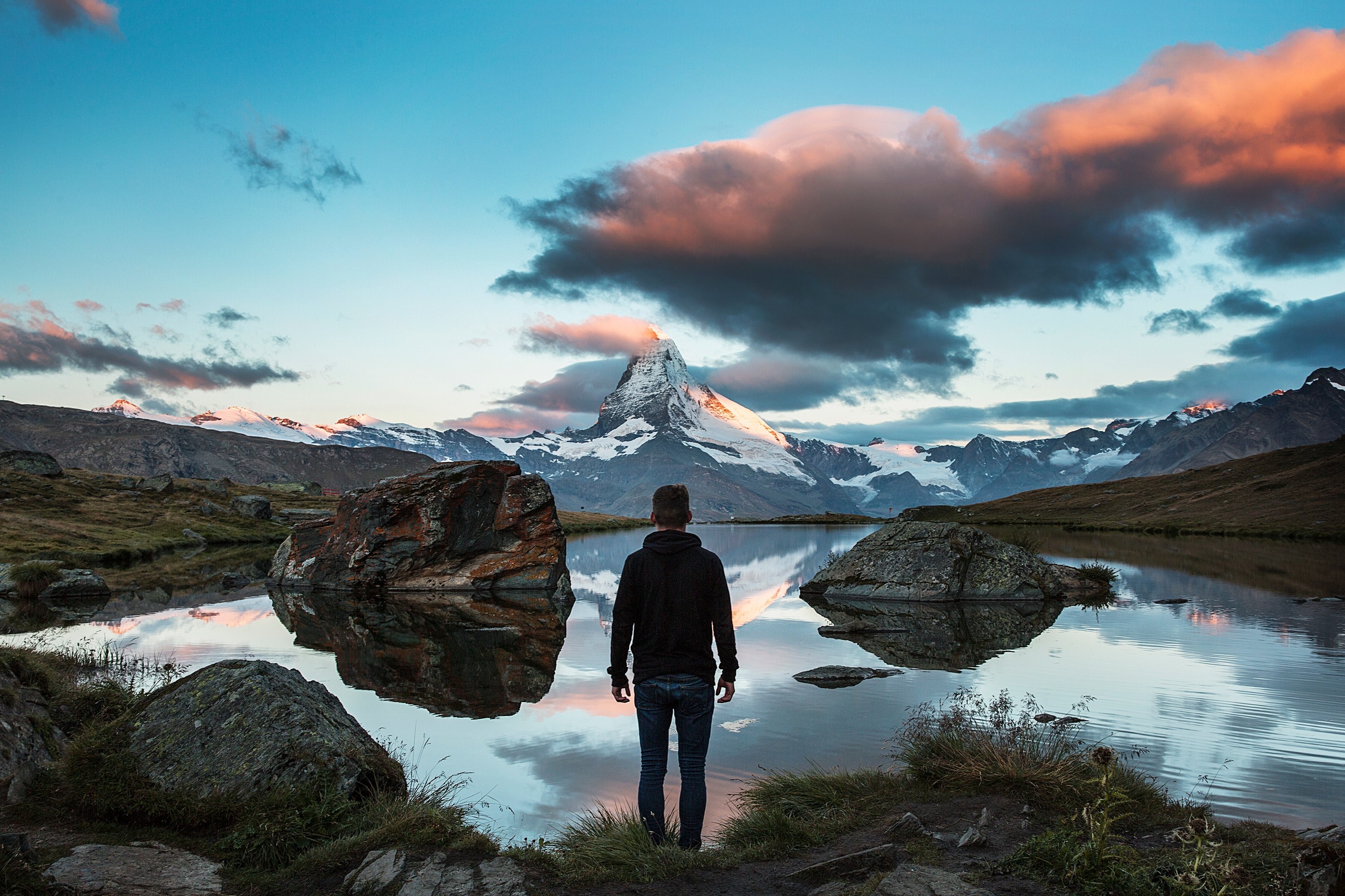 man guy male and standing 4k, HD Wallpaper