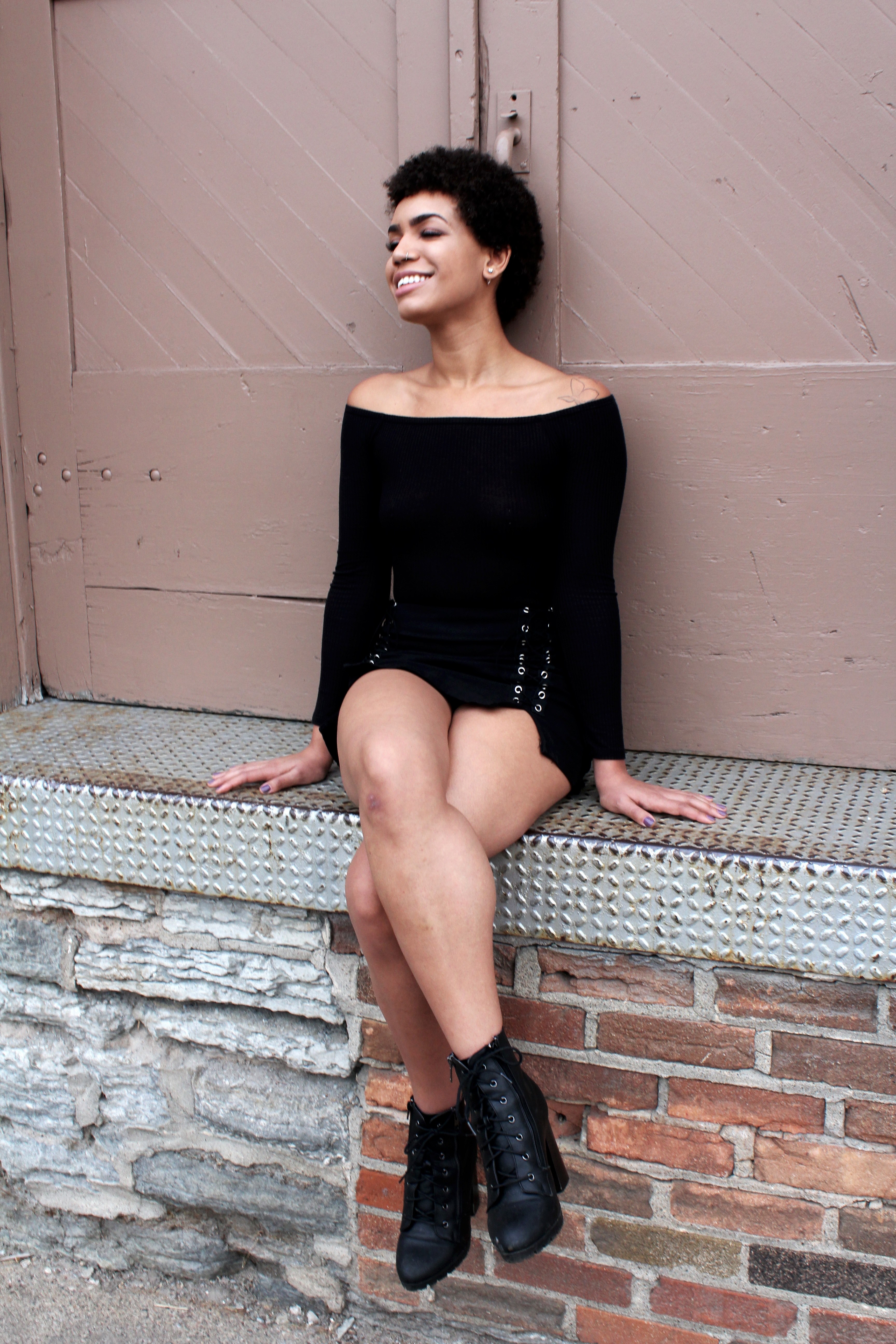 mixed woman black woman woman and urban hd, 4k, Phone HD Wallpaper
